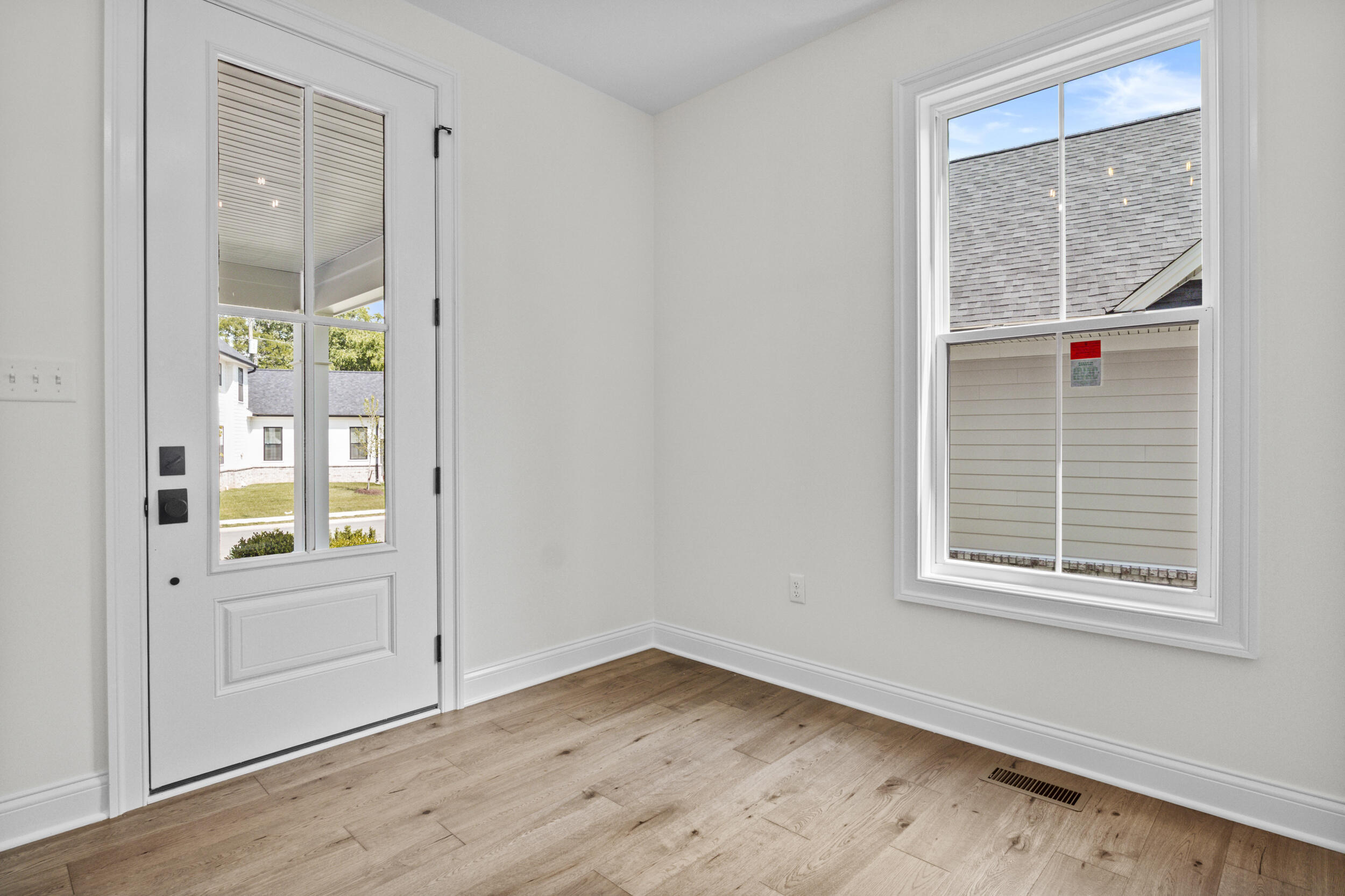 3521 Harper Woods Lane Property Photo 11