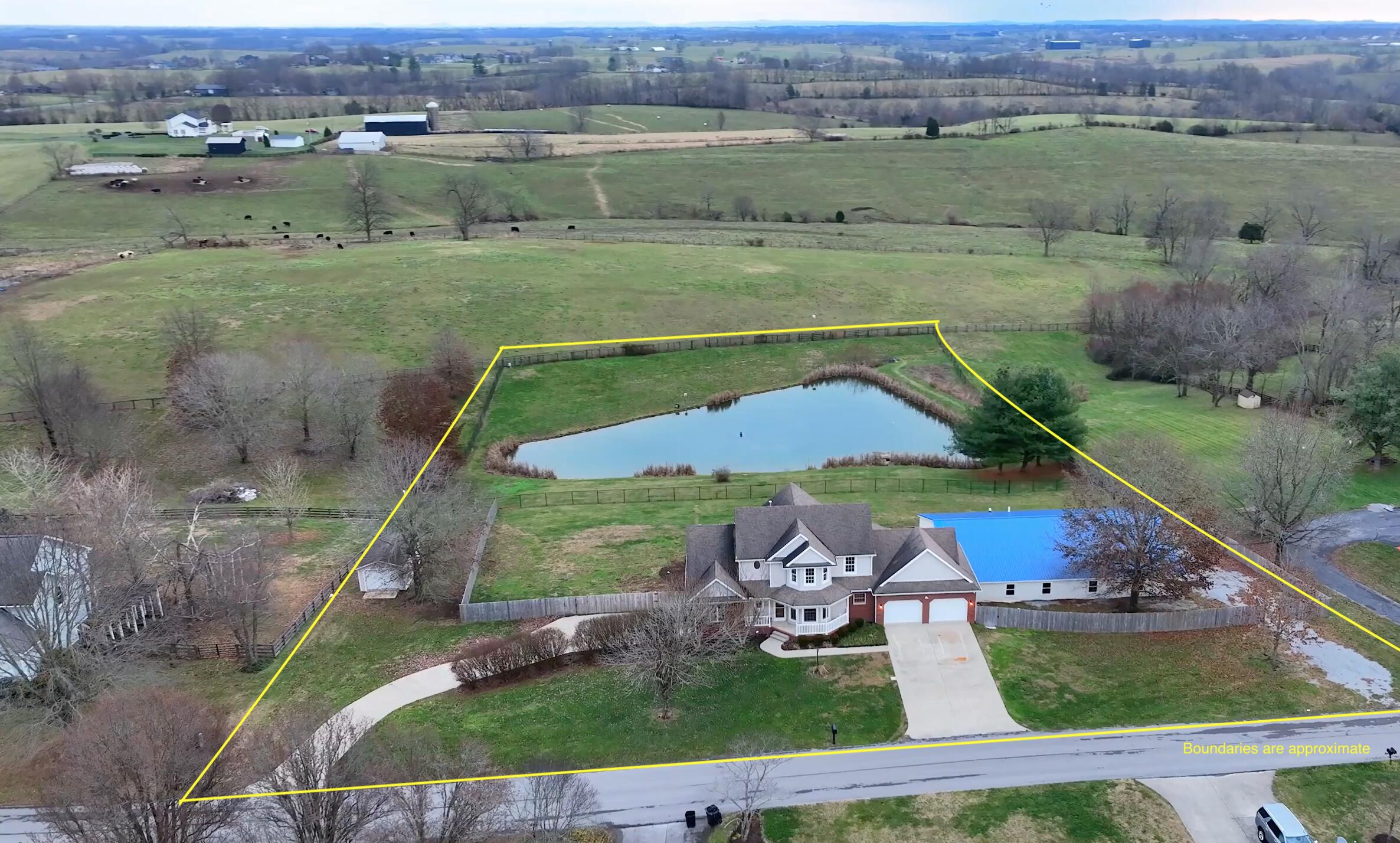 143 Royalty Drive Property Photo 41