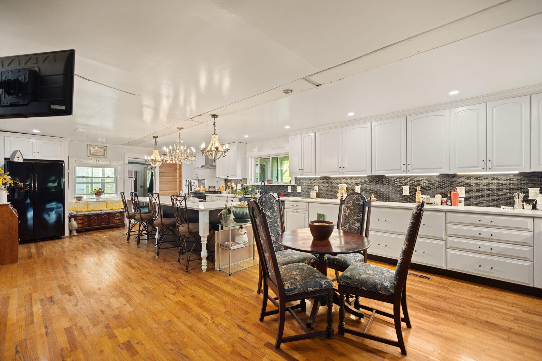 2477 Orchard Road Property Photo 10