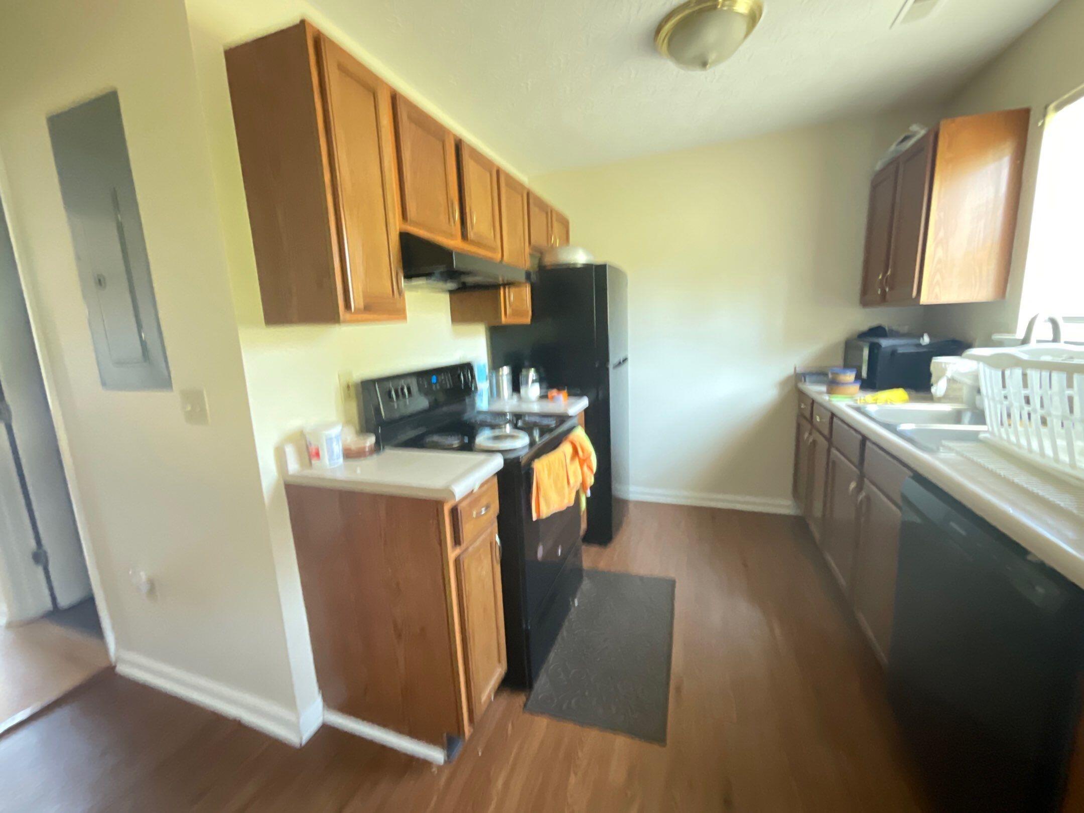 1045 Merrick Drive Property Photo 12