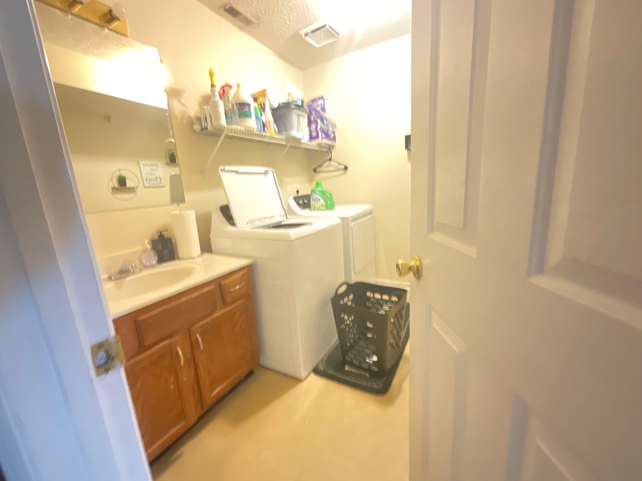 1045 Merrick Drive Property Photo 39