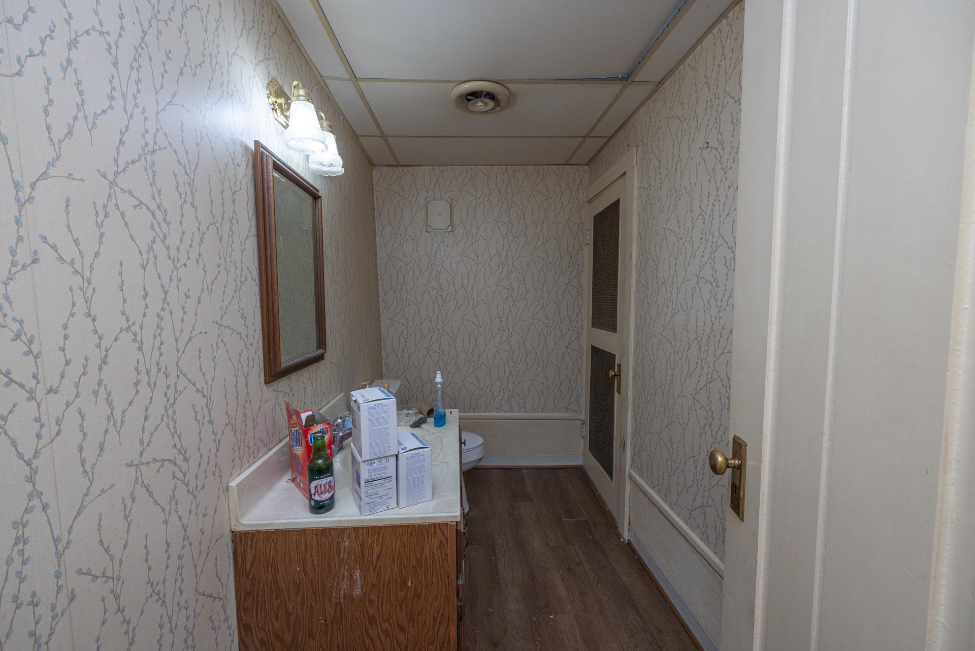214-216 Main Street Property Photo 43