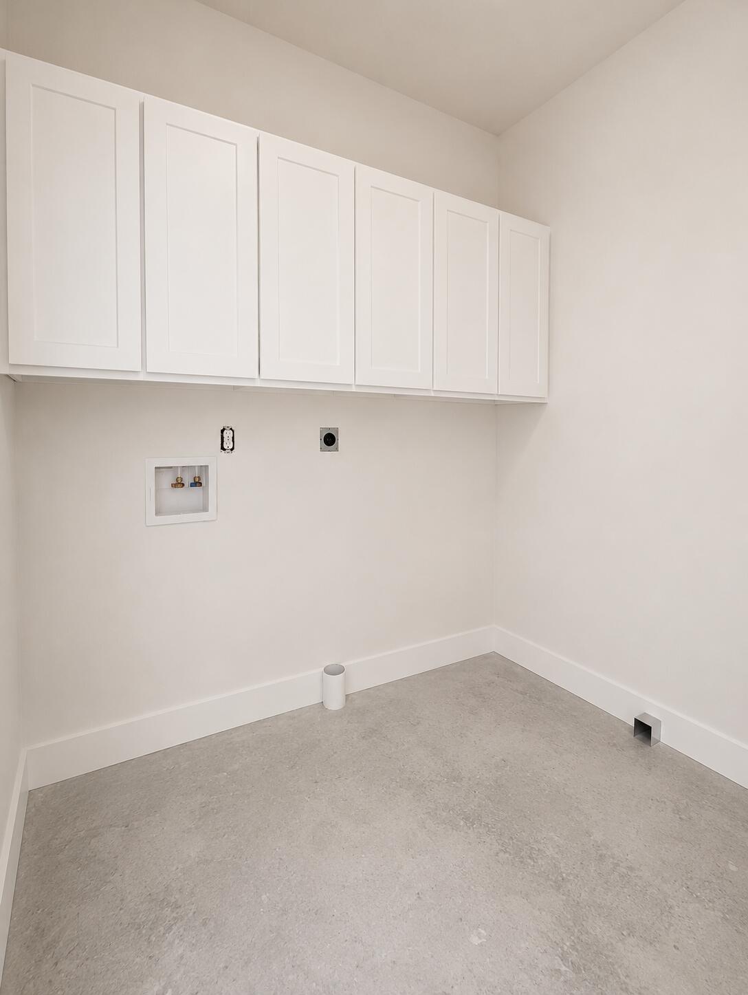 117 Oreda Drive Property Photo 12
