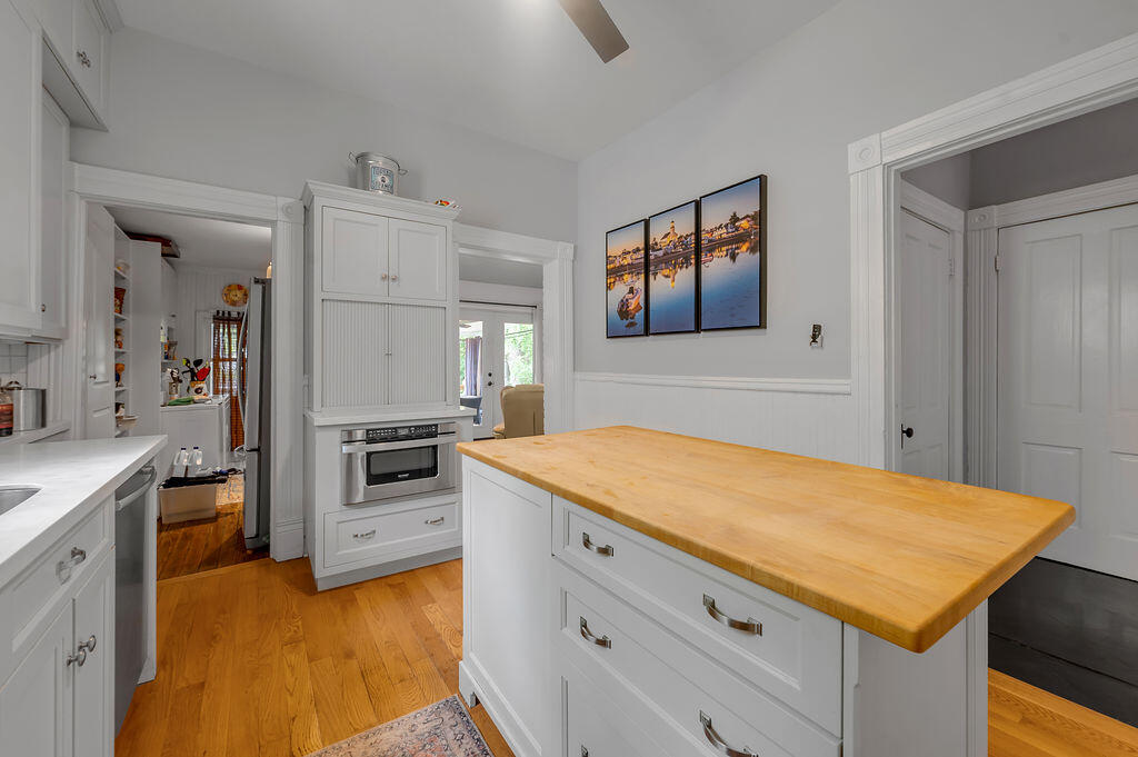 668 Elsmere Park Property Photo 18