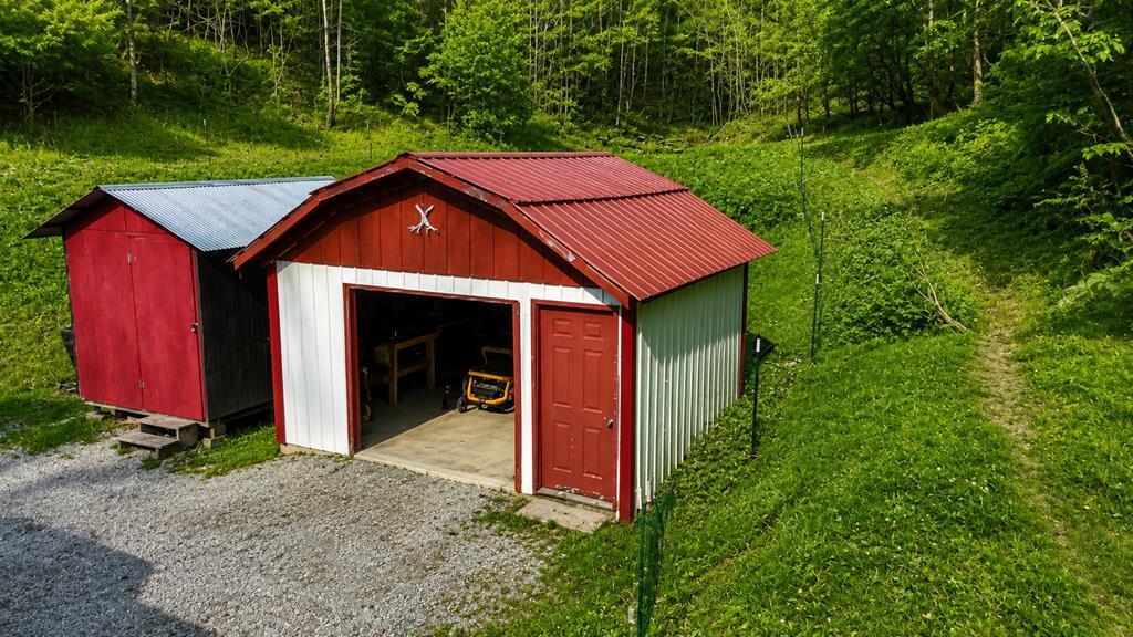 665 665 Craft Crk Property Photo 11