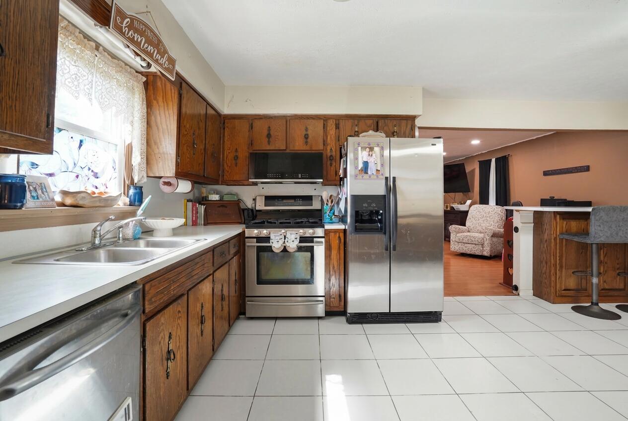 208 Auburn Avenue Property Photo 13