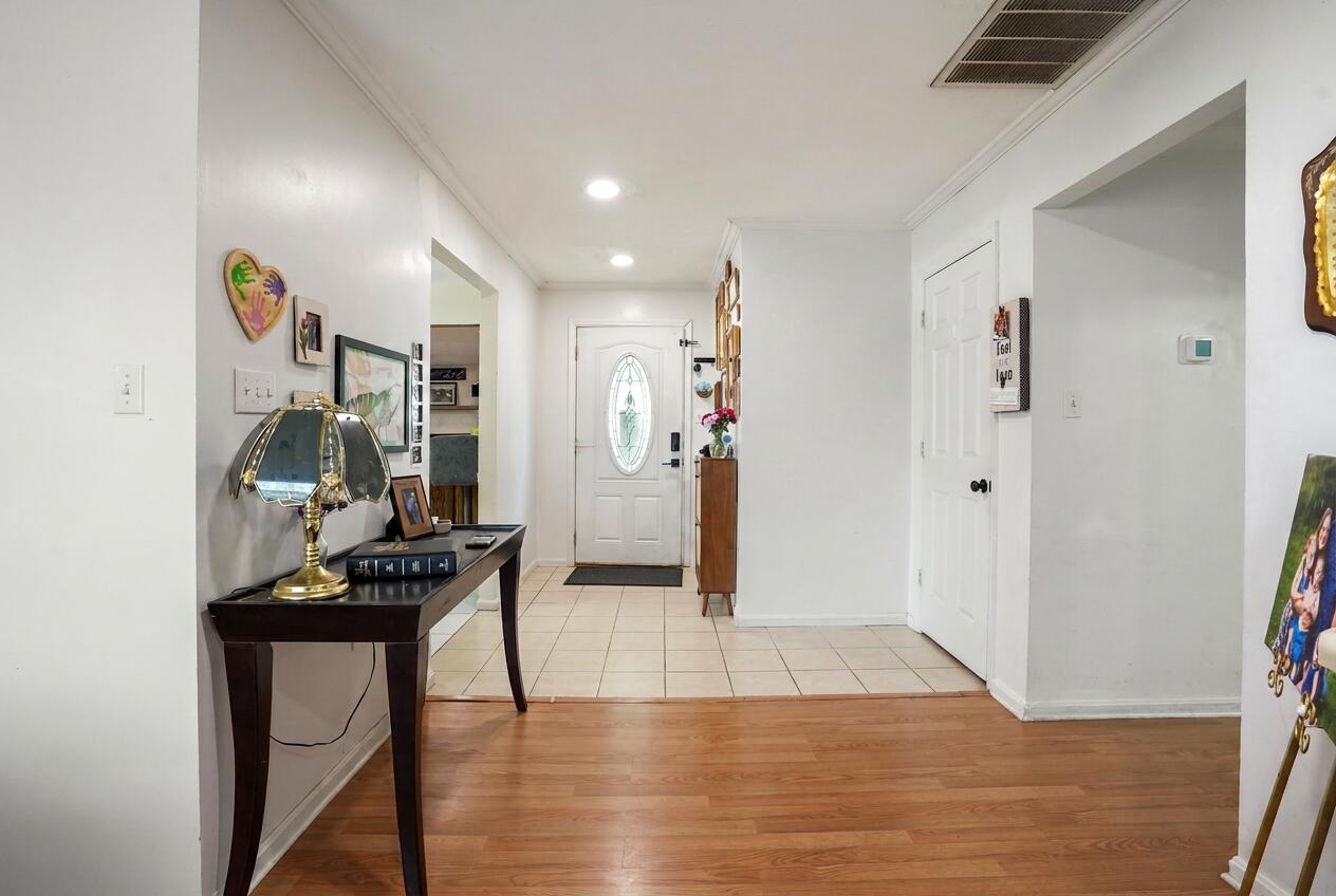 208 Auburn Avenue Property Photo 18