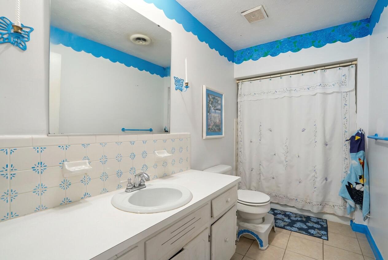 208 Auburn Avenue Property Photo 25