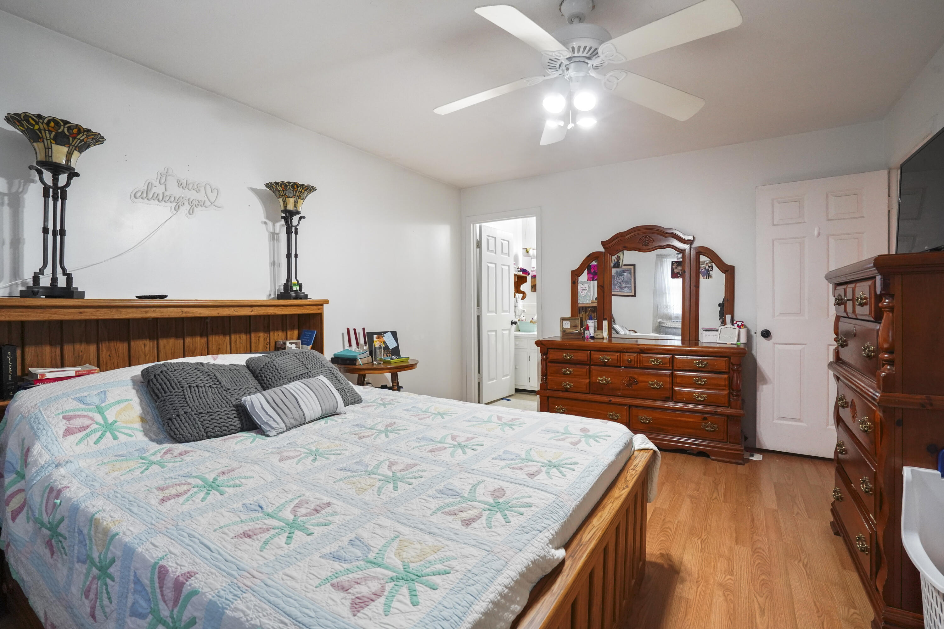208 Auburn Avenue Property Photo 31
