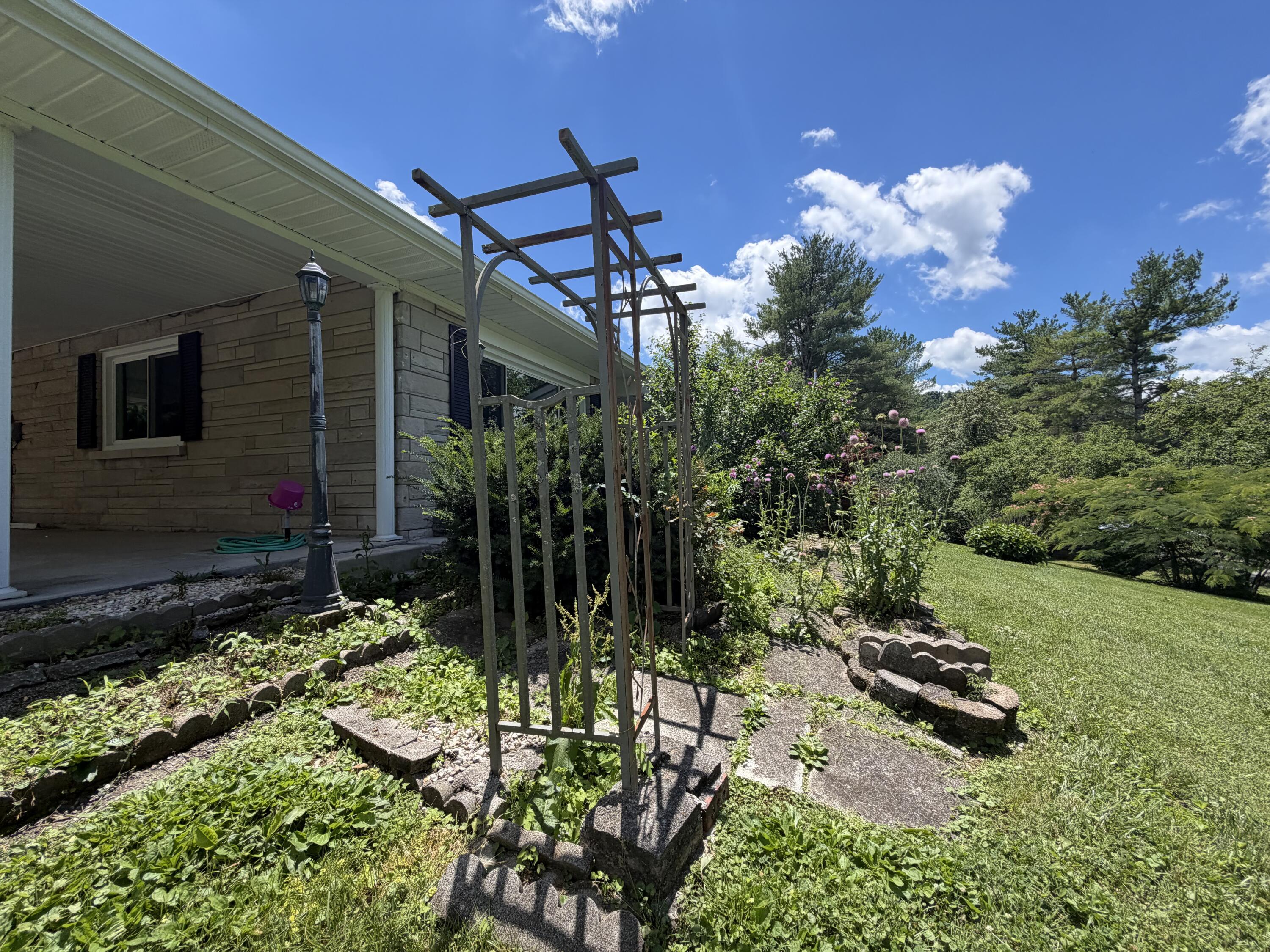 303 Freedom School Road Property Photo 4