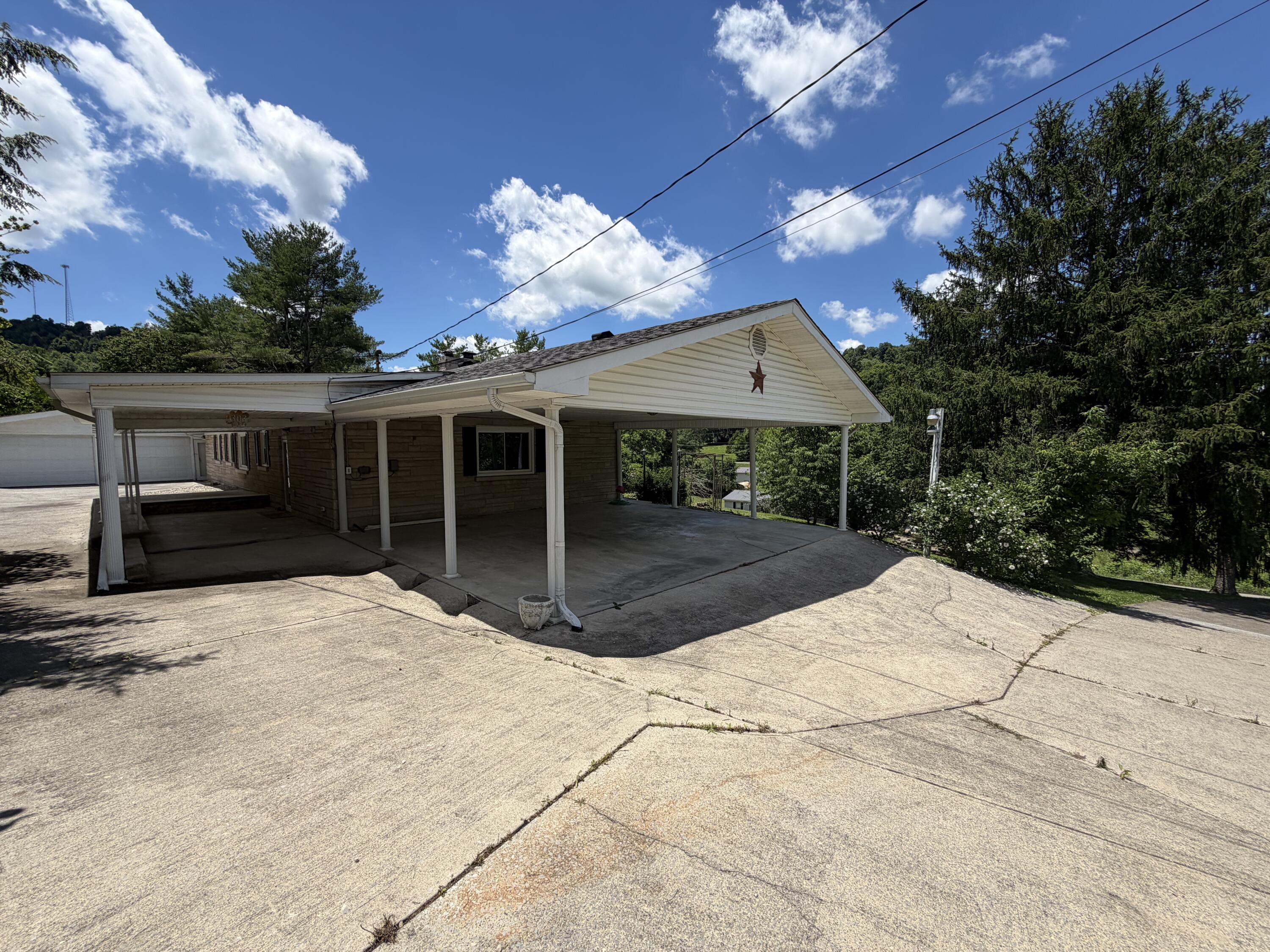 303 Freedom School Road Property Photo 6