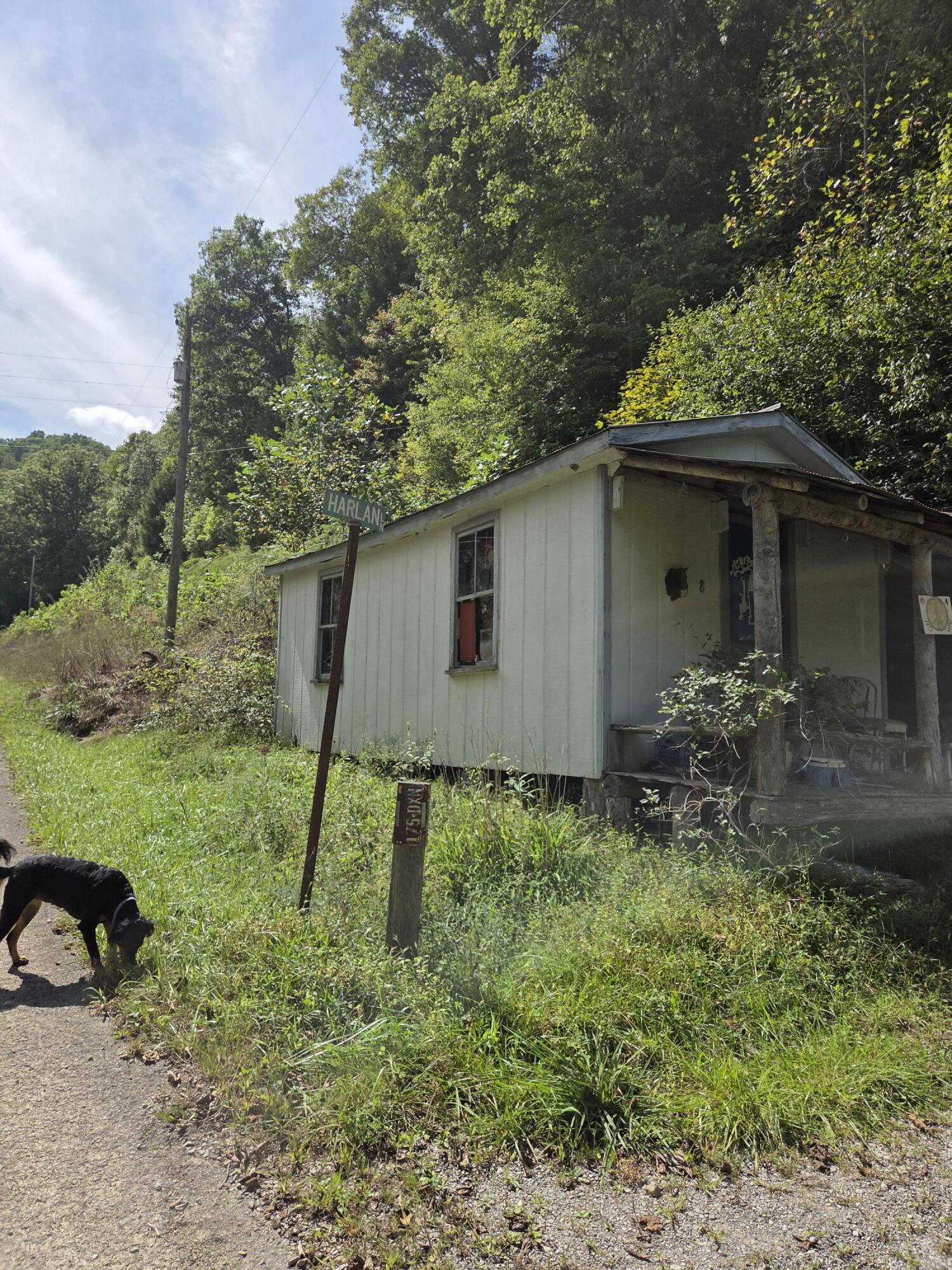 19 Harlan Lane Property Photo 11