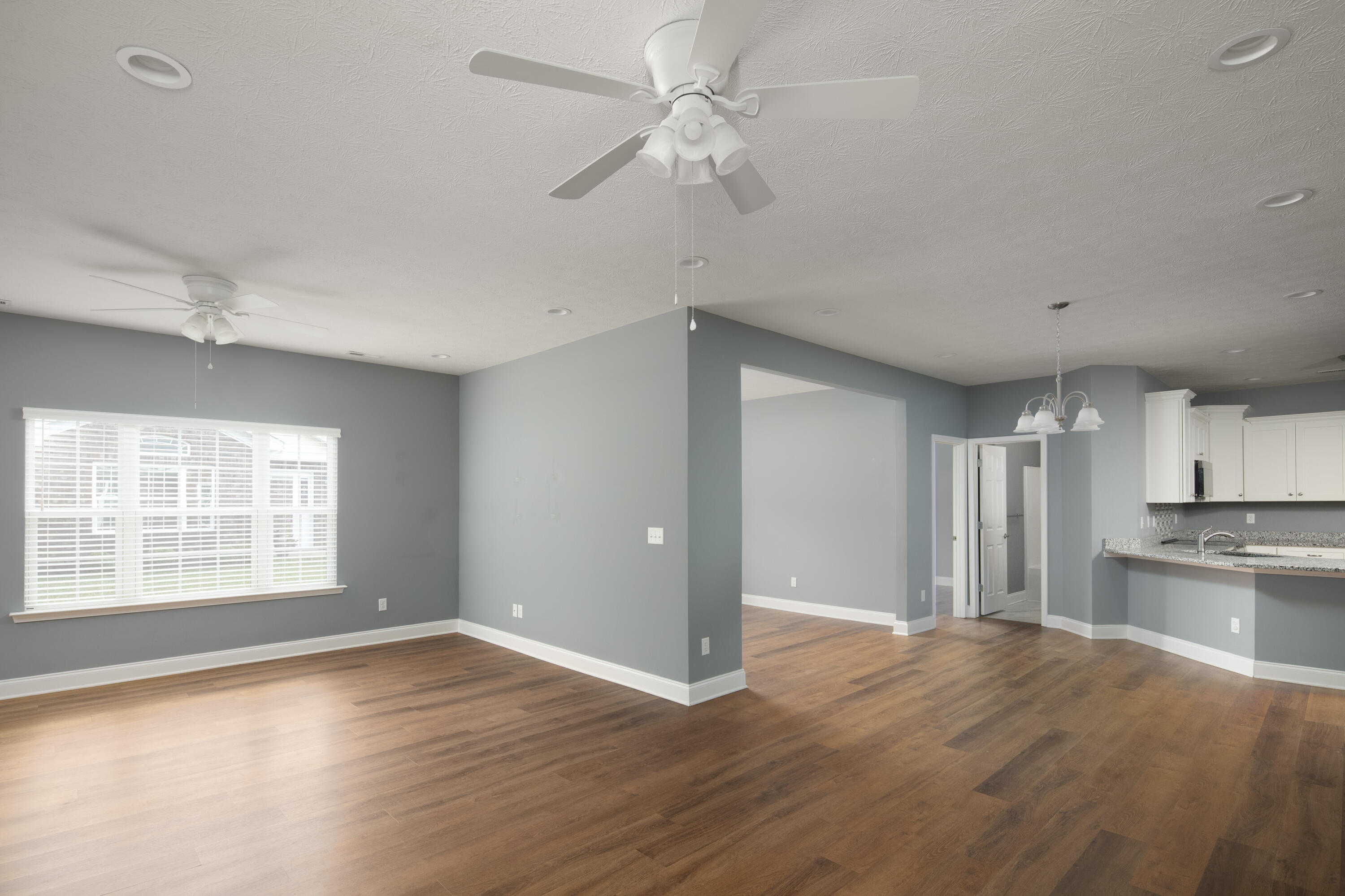 152 Christal Drive Property Photo 4