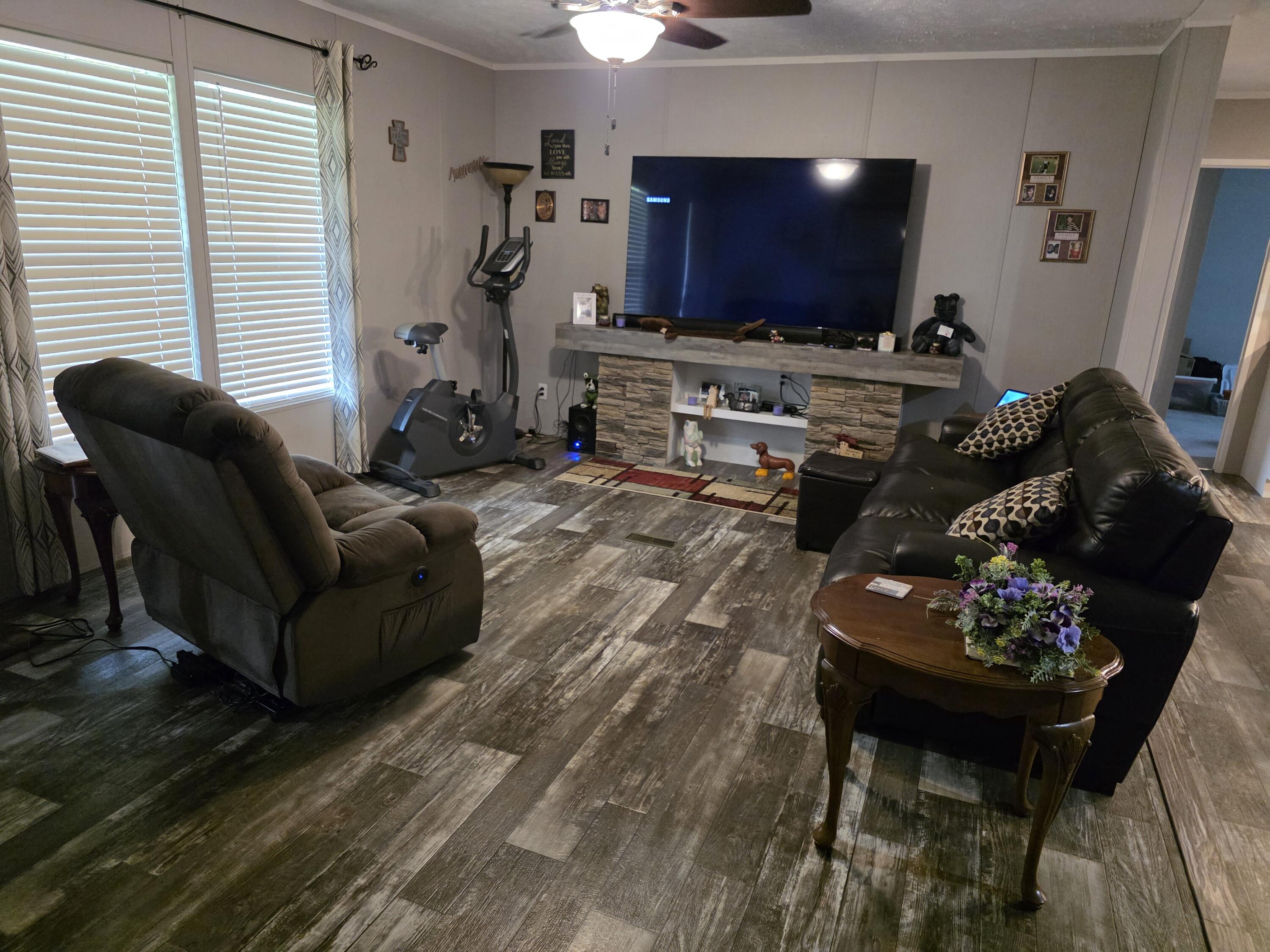 323 Mcqueary Road Property Photo 6