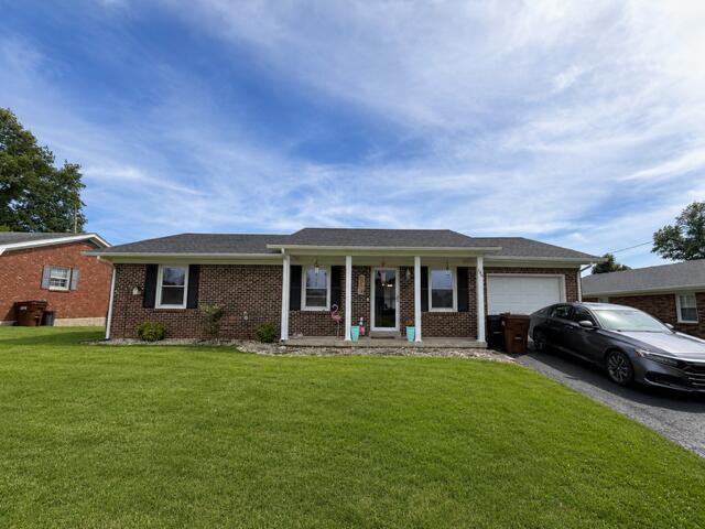 106 Pin Oak Drive Property Photo 1