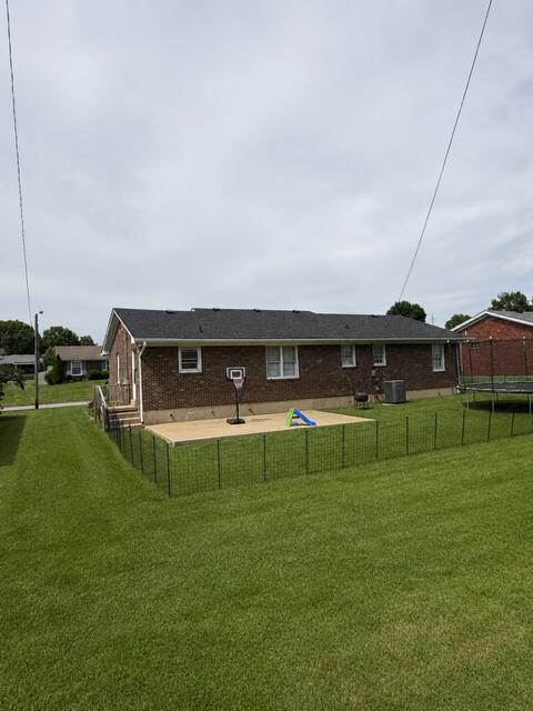 106 Pin Oak Drive Property Photo 4