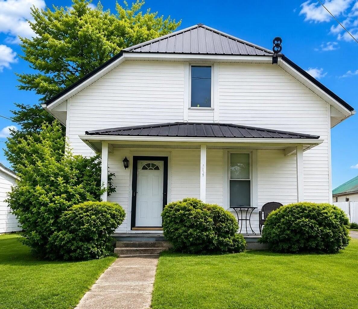 116 Bath Avenue Property Photo 1