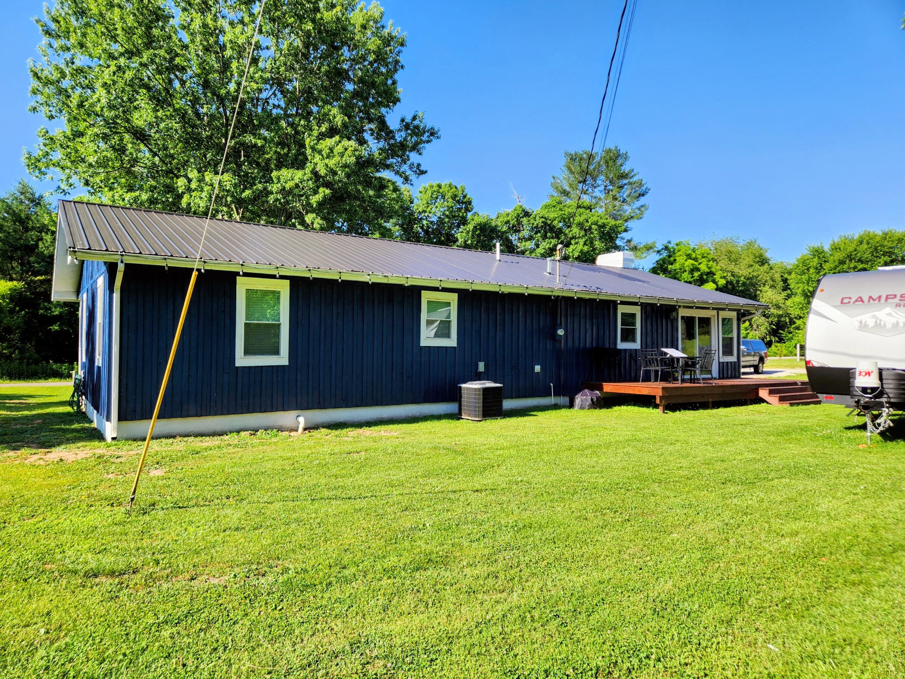 595 Frames Branch Road Property Photo 32