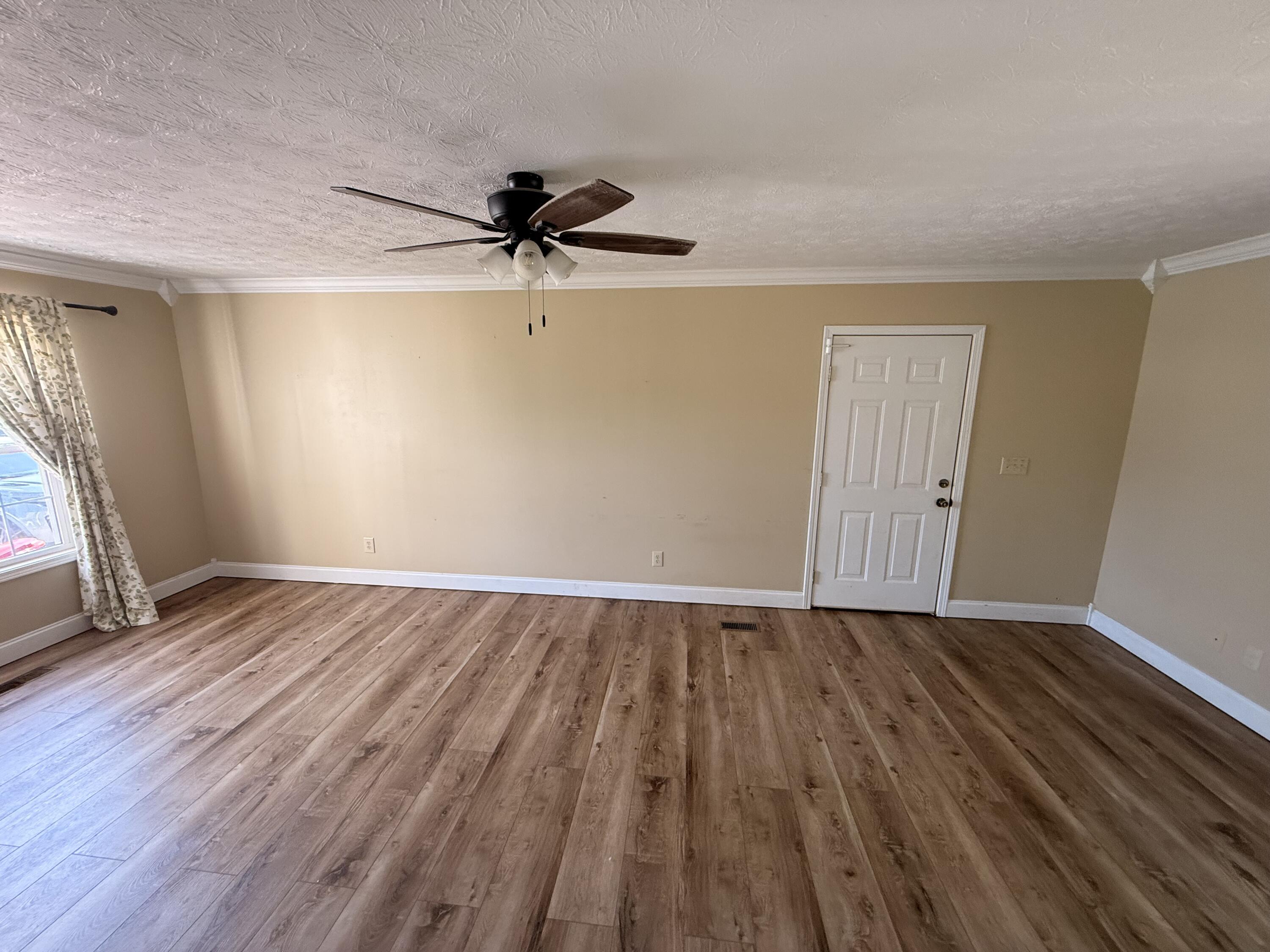 132 Derby Drive Property Photo 10