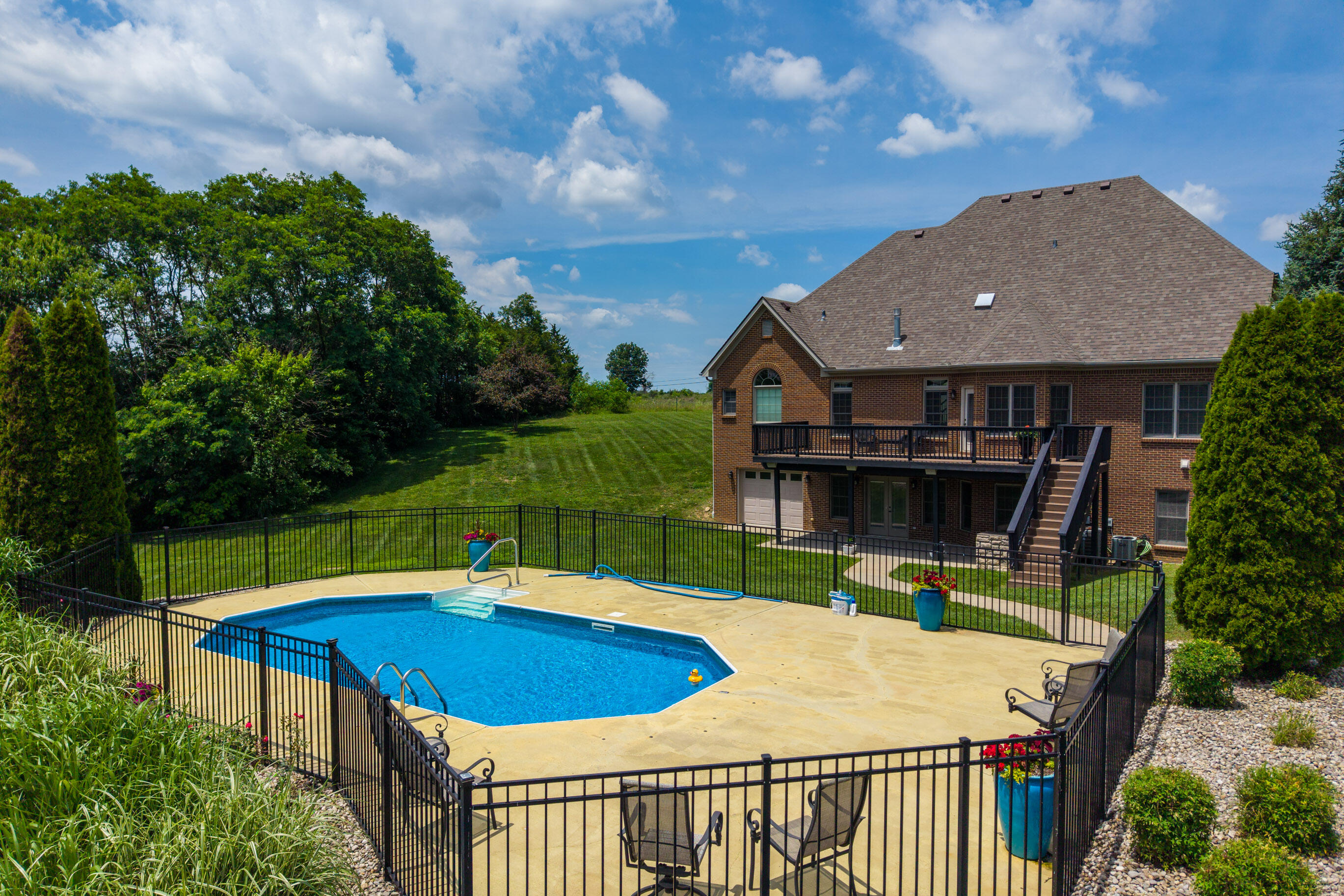 1639 Speedwell Road Property Photo 8
