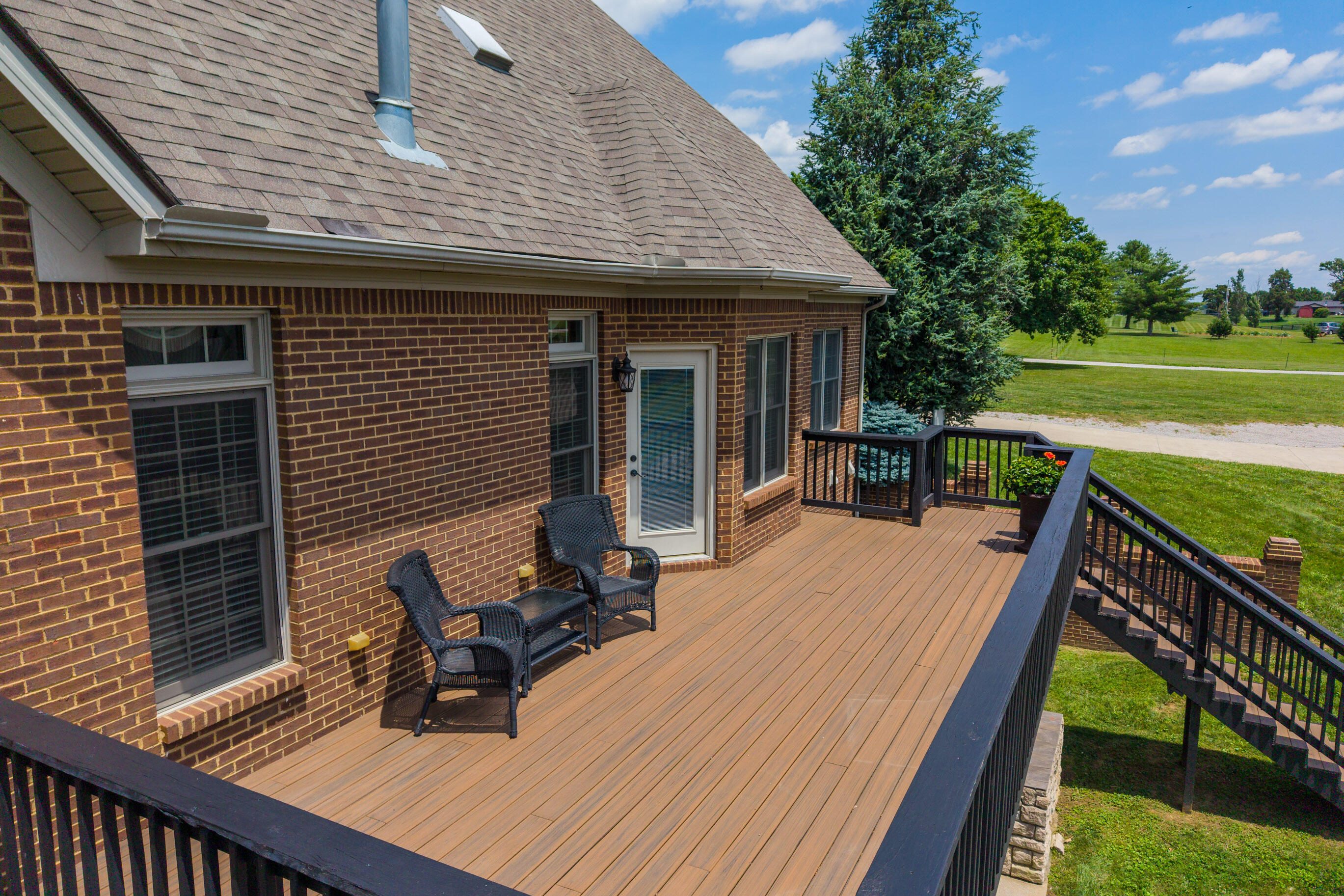 1639 Speedwell Road Property Photo 11
