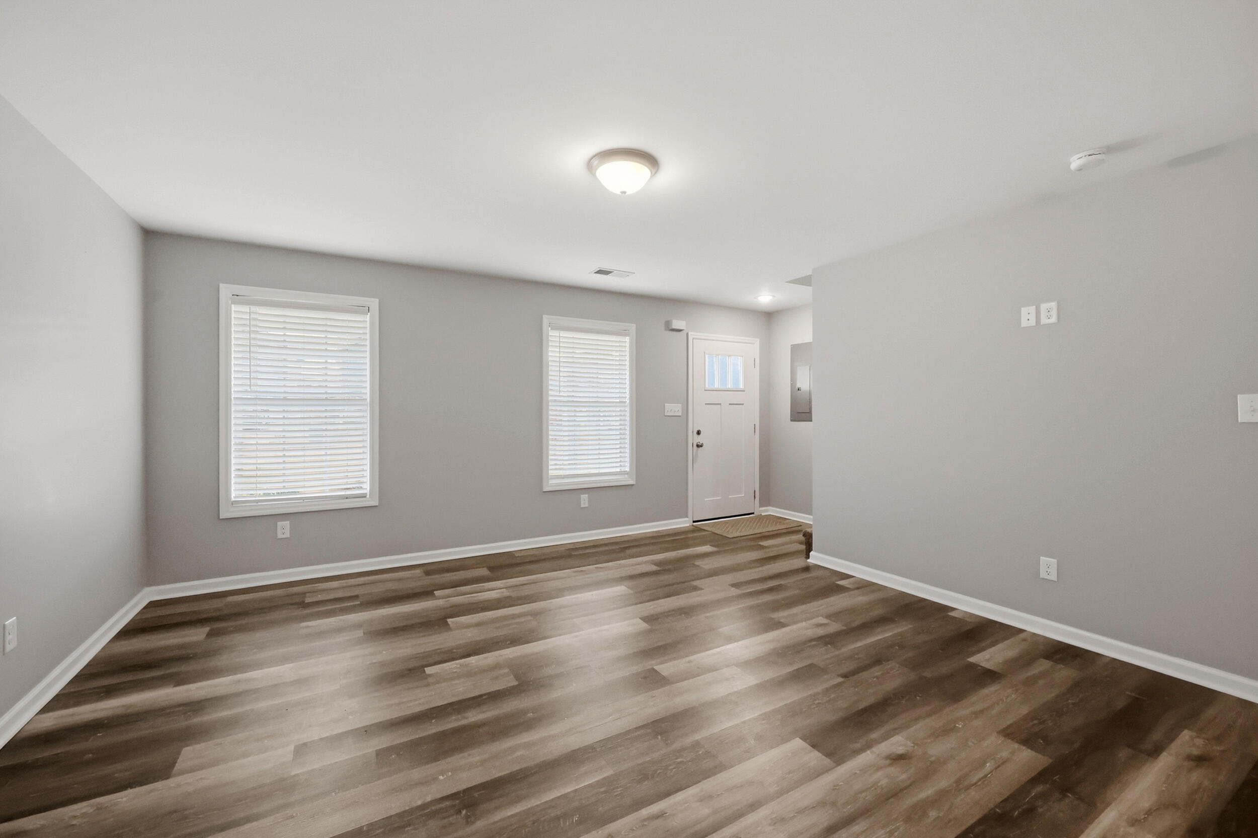 1055 Judah Bear Boulevard Property Photo 5