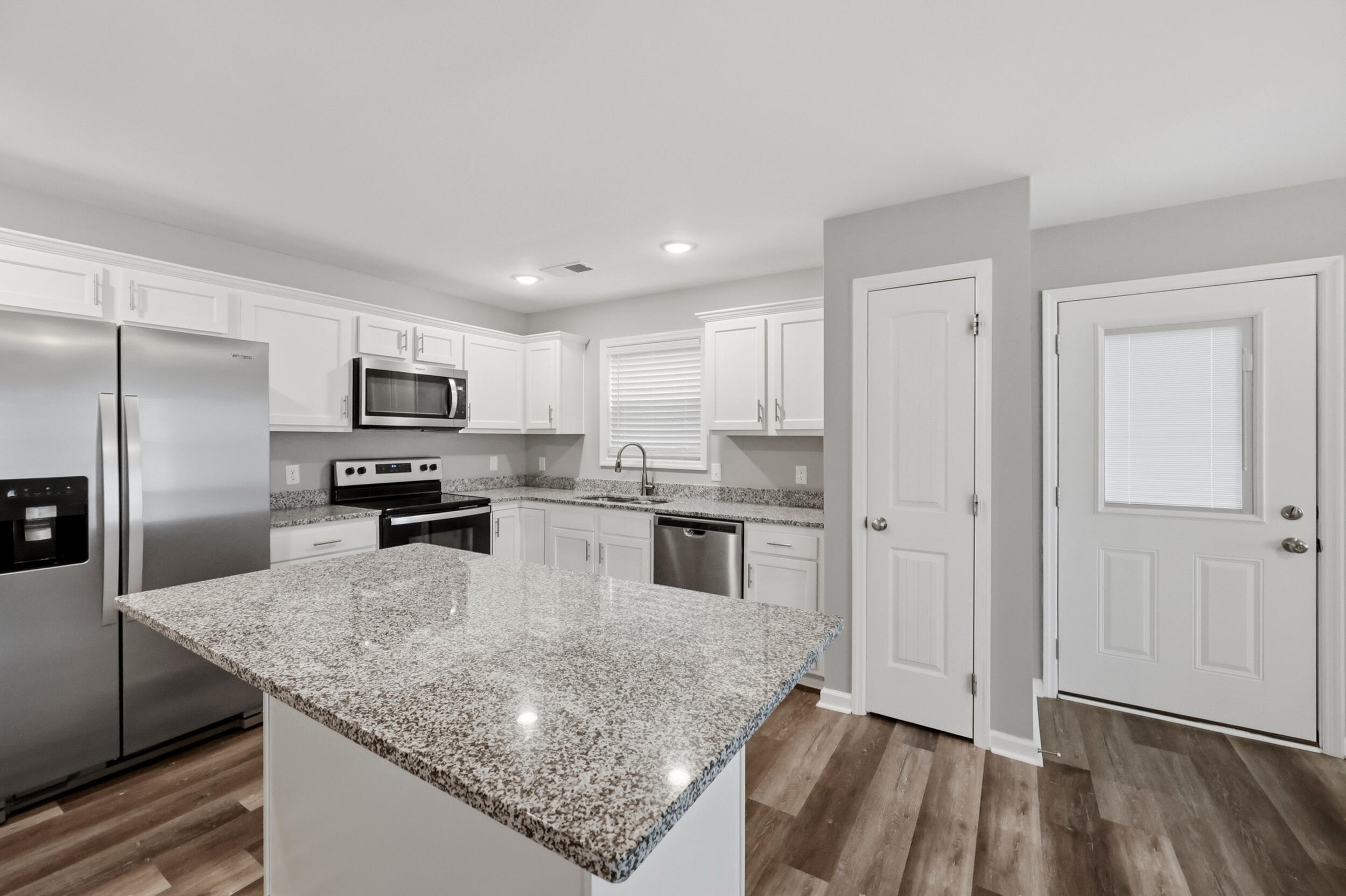 1055 Judah Bear Boulevard Property Photo 8