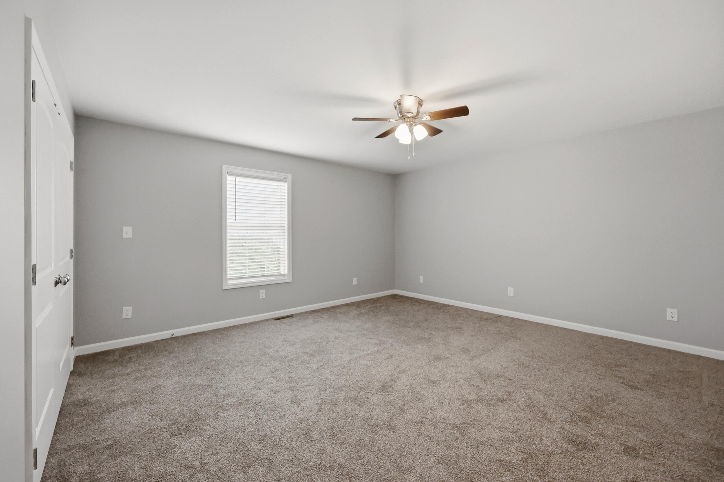 1055 Judah Bear Boulevard Property Photo 16