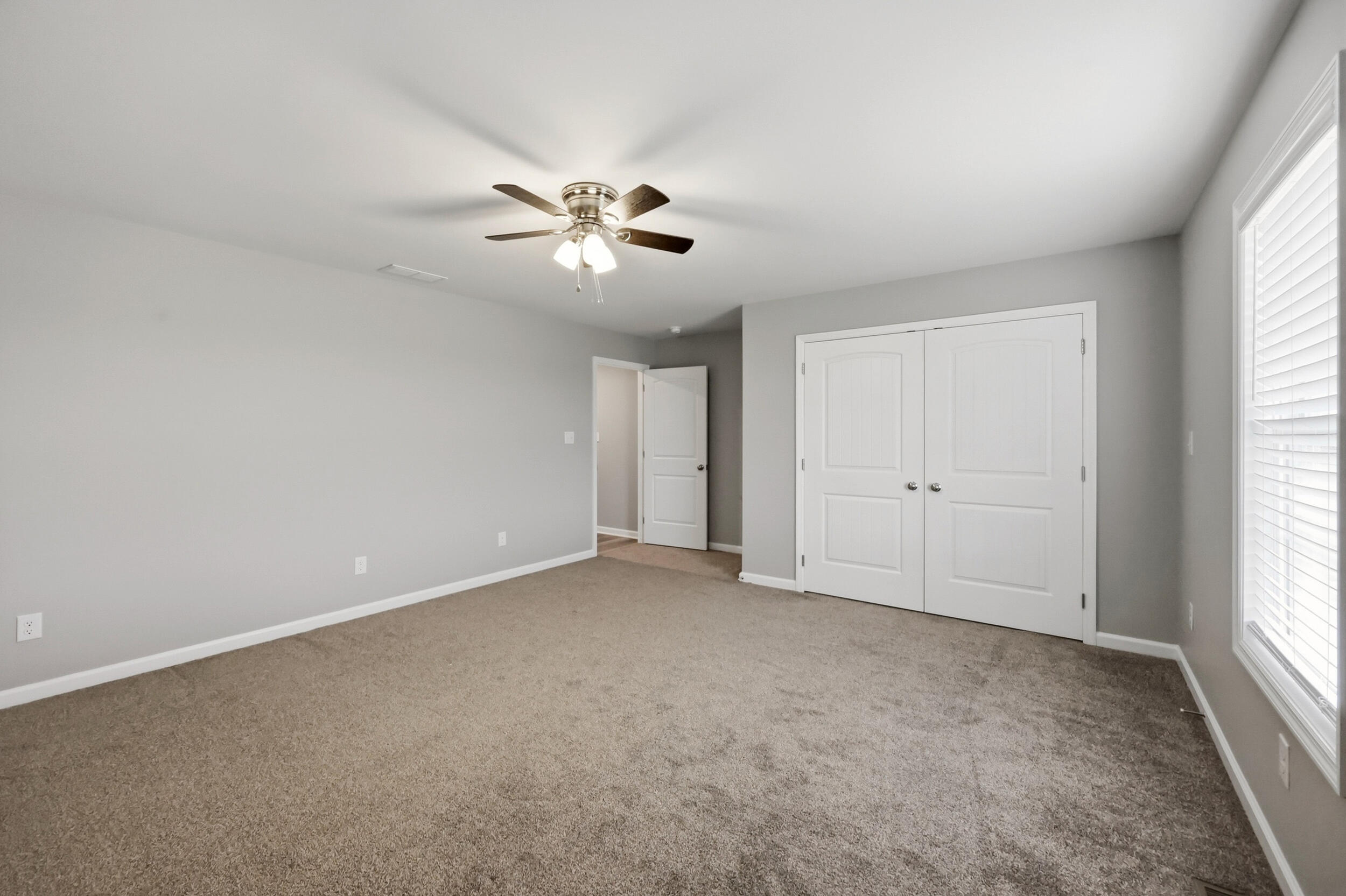 1055 Judah Bear Boulevard Property Photo 17