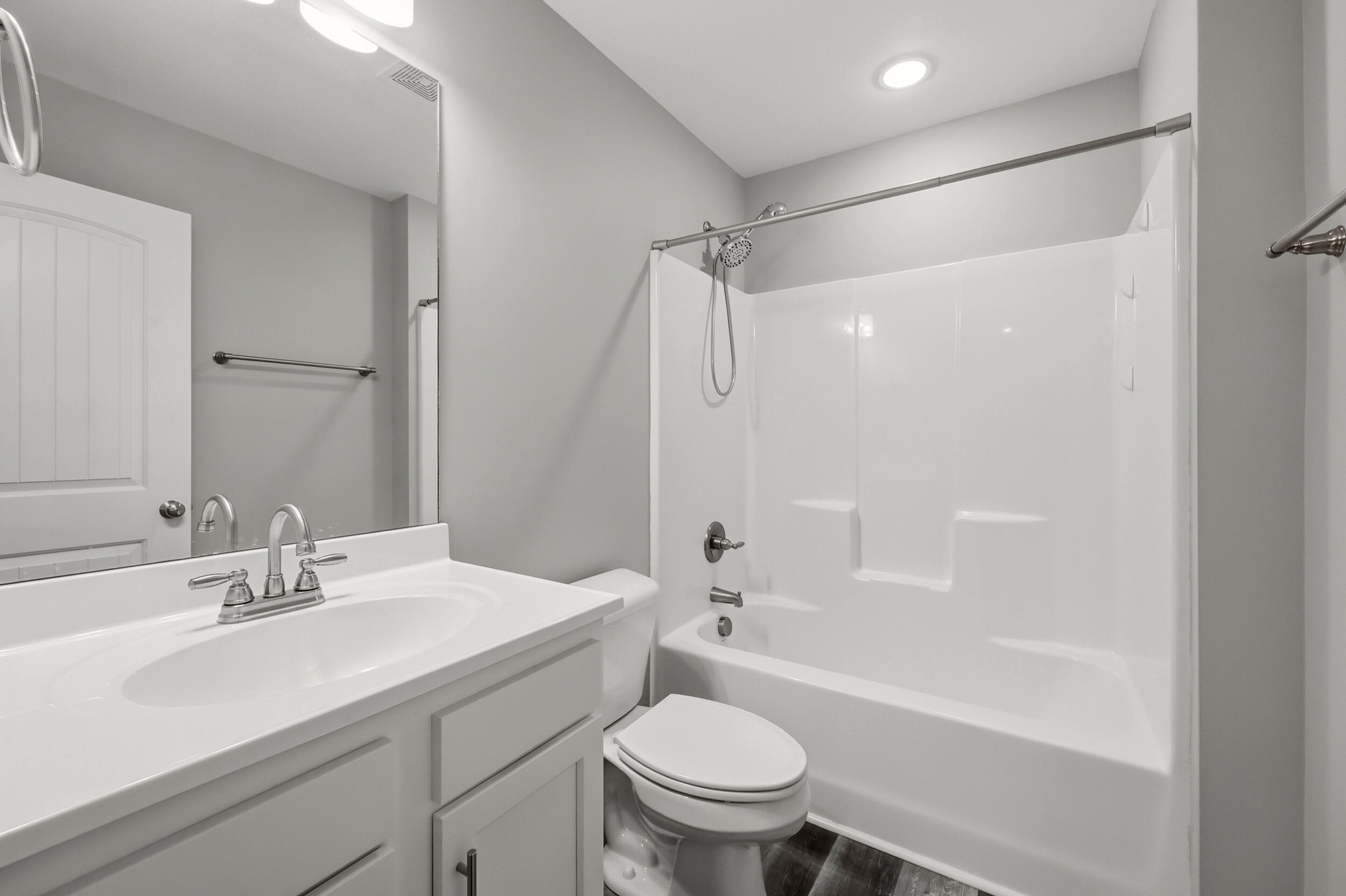 1055 Judah Bear Boulevard Property Photo 18