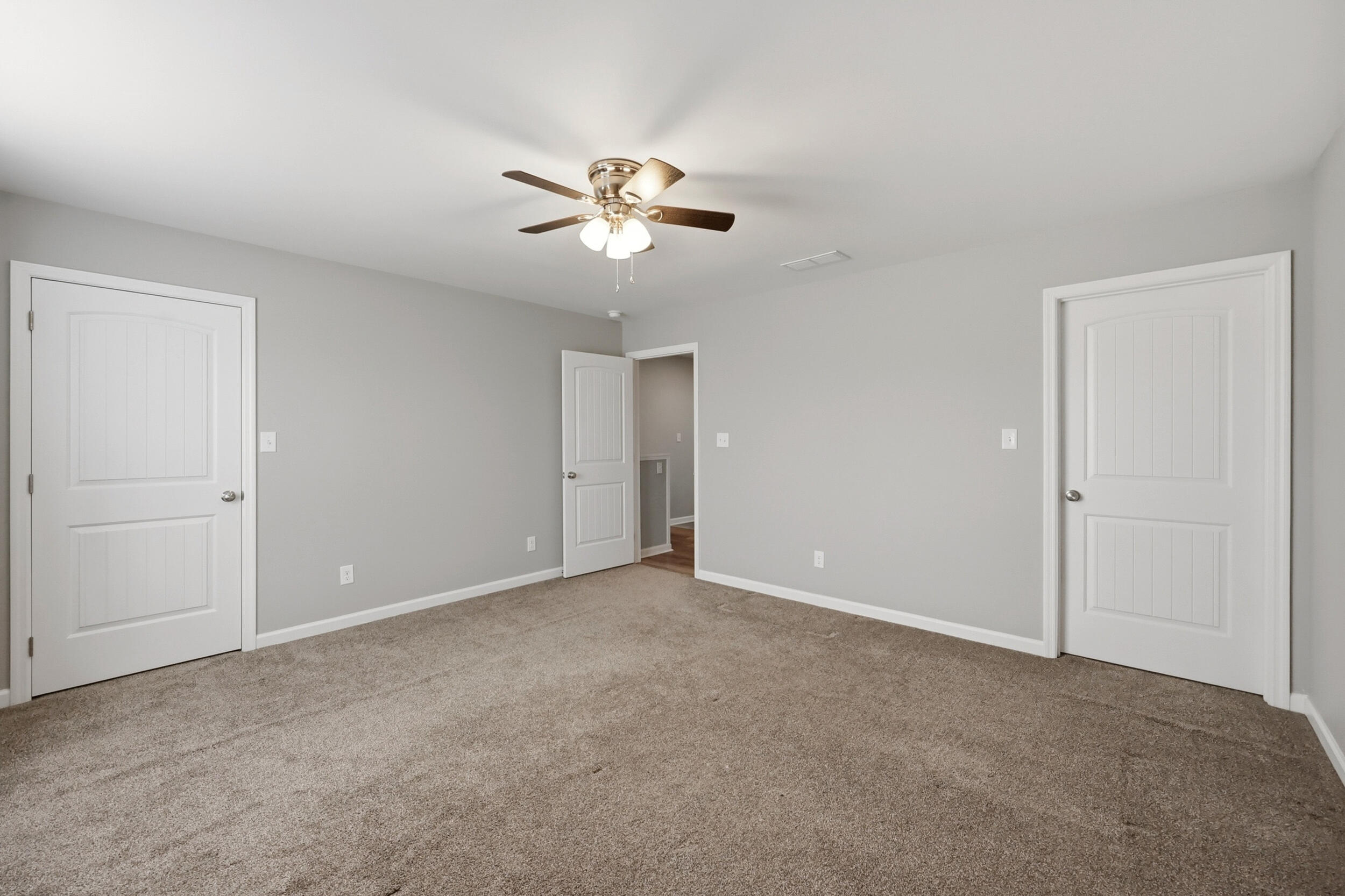 1055 Judah Bear Boulevard Property Photo 20