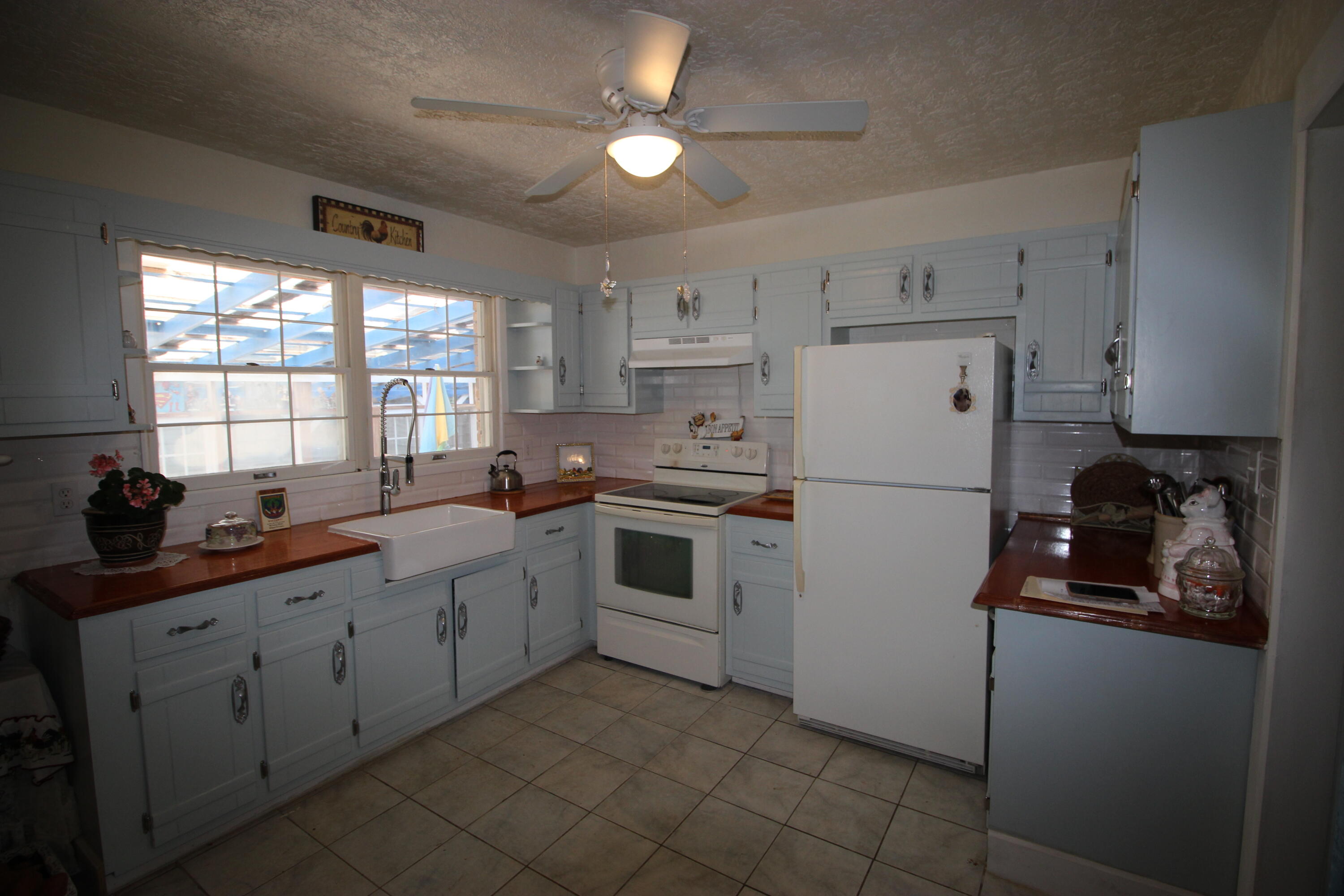 4590 Kentucky 90 Property Photo 18