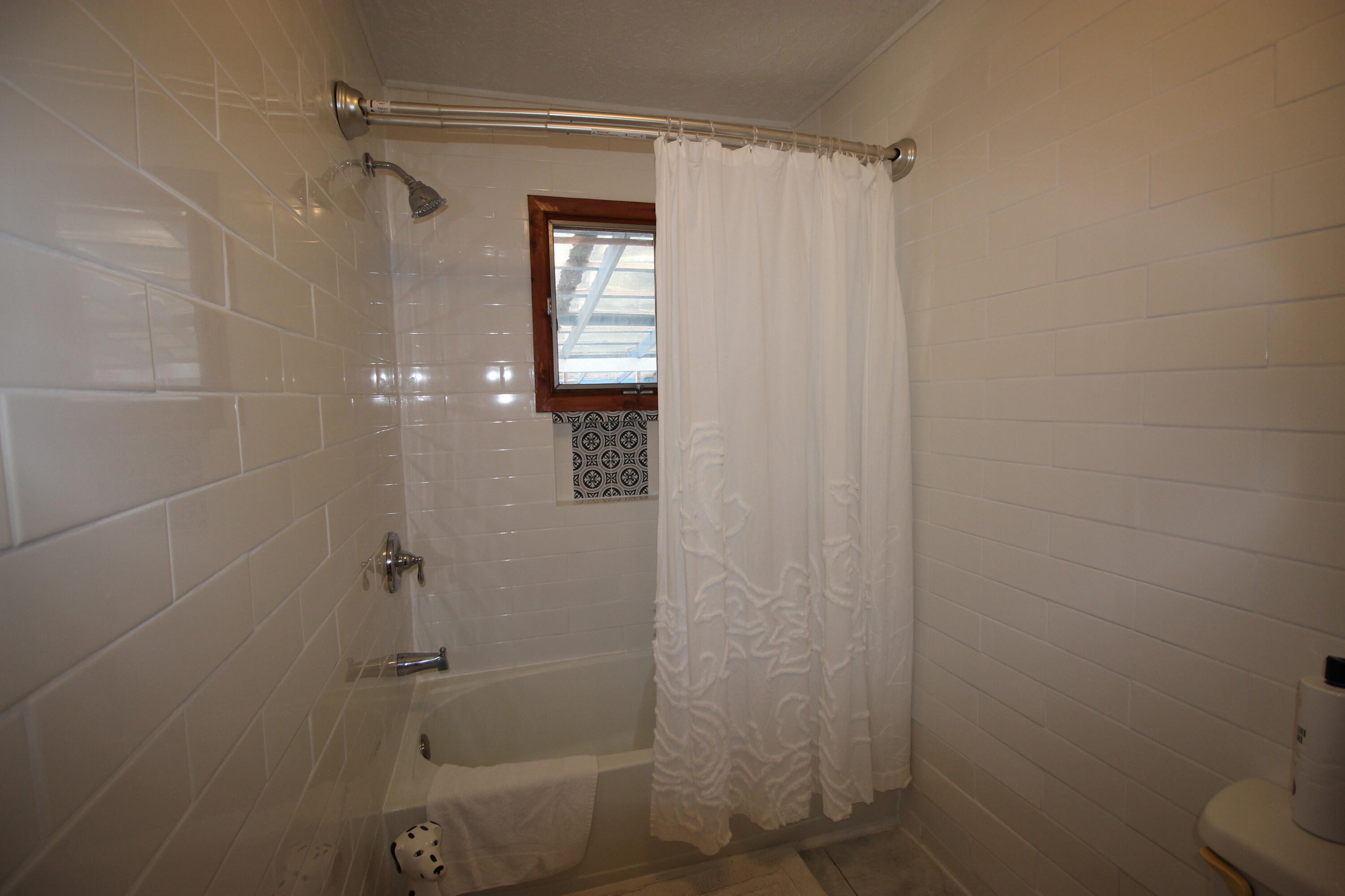 4590 Kentucky 90 Property Photo 24