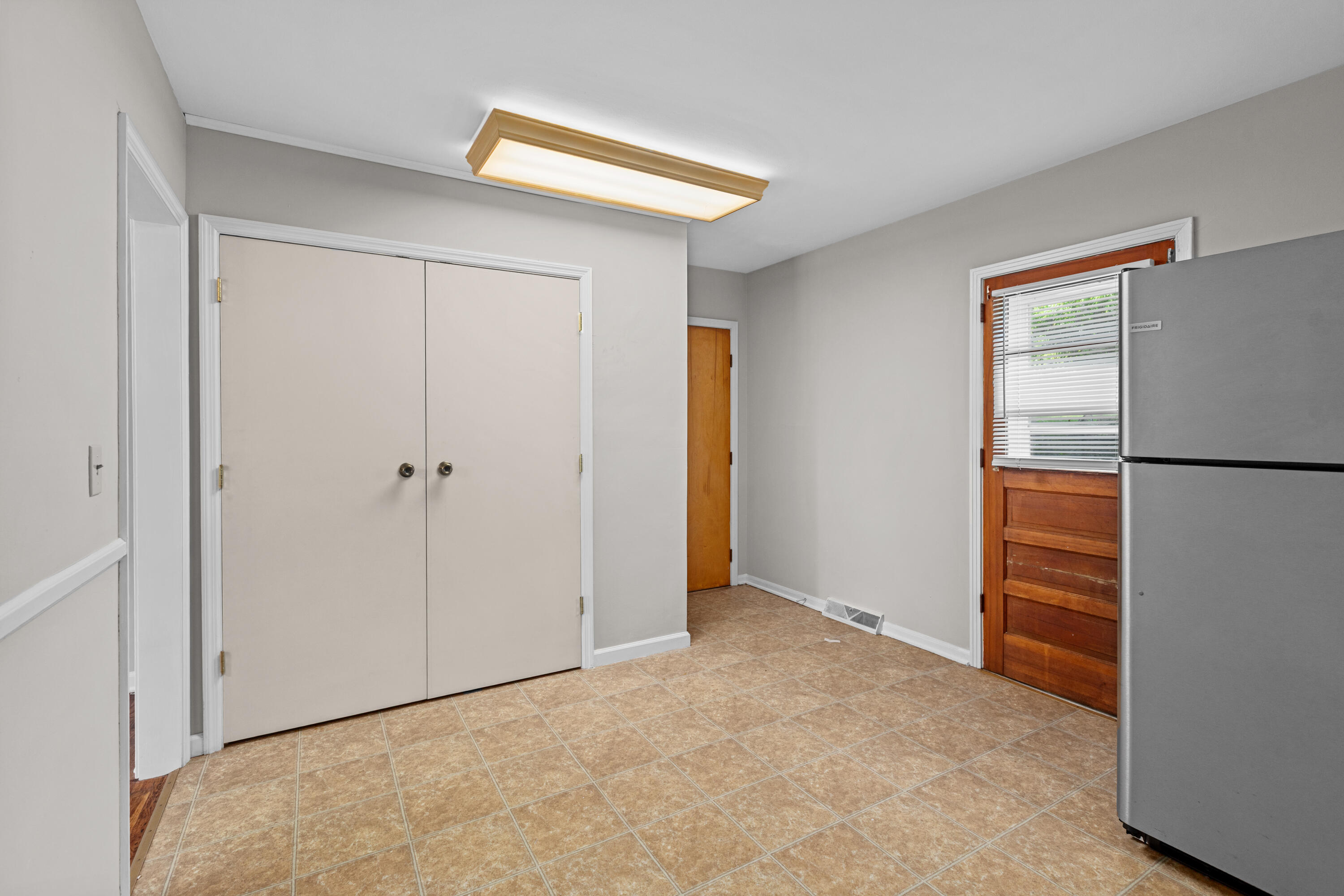 111 Pinehurst Drive Property Photo 7