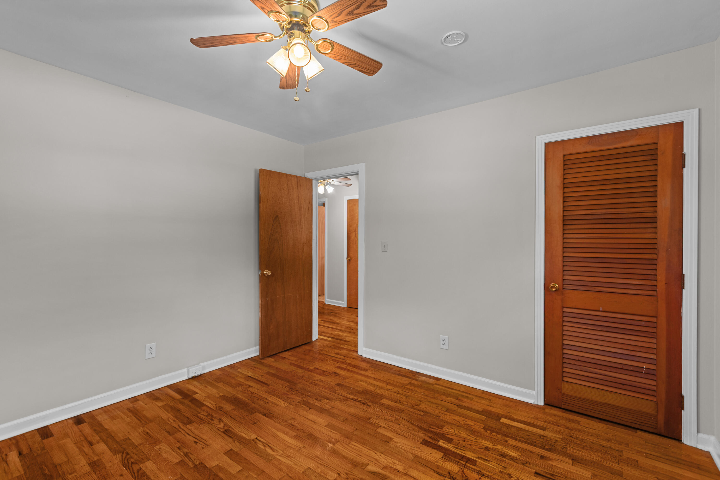 111 Pinehurst Drive Property Photo 12