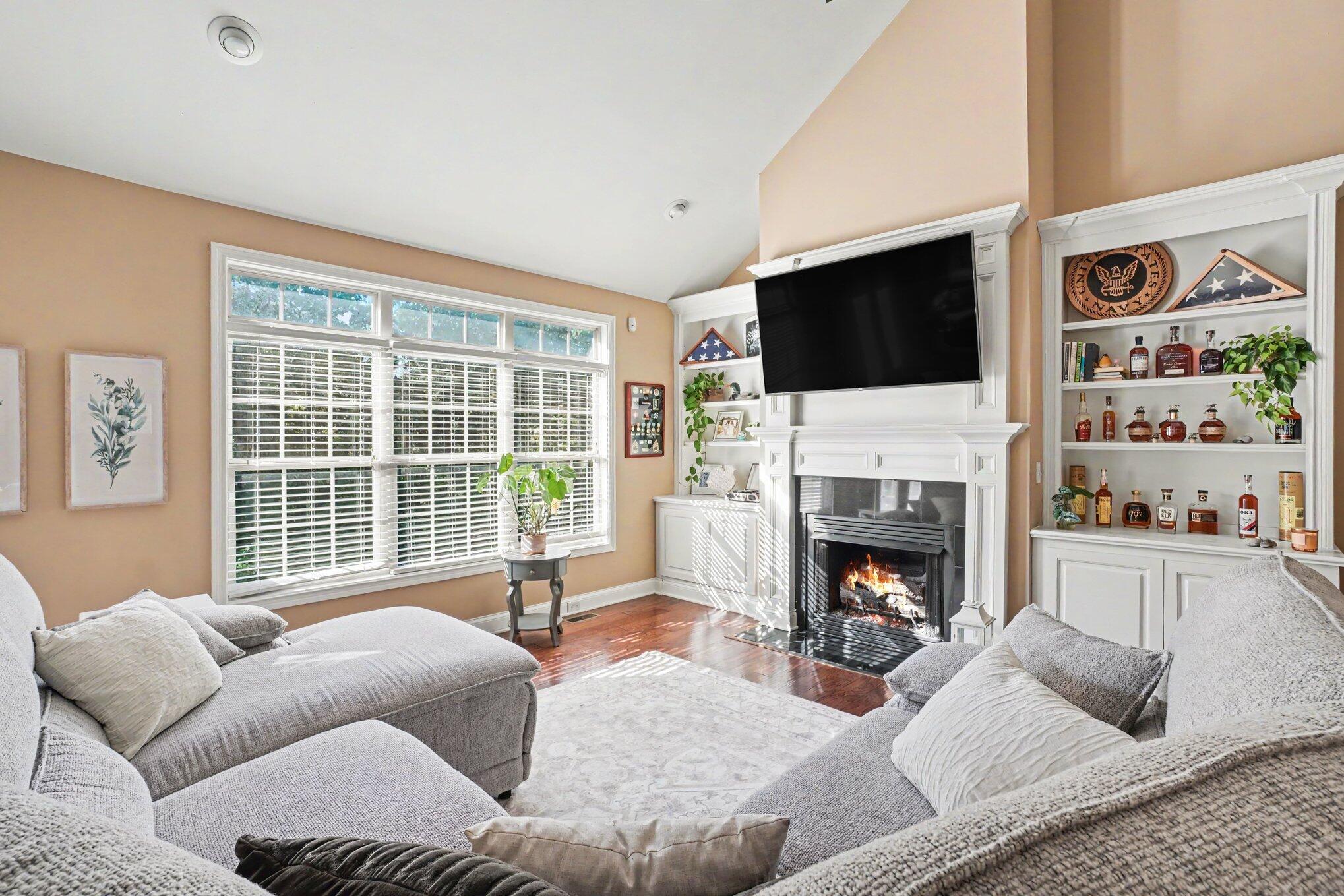 1748 Sandhurst Cove Property Photo 11