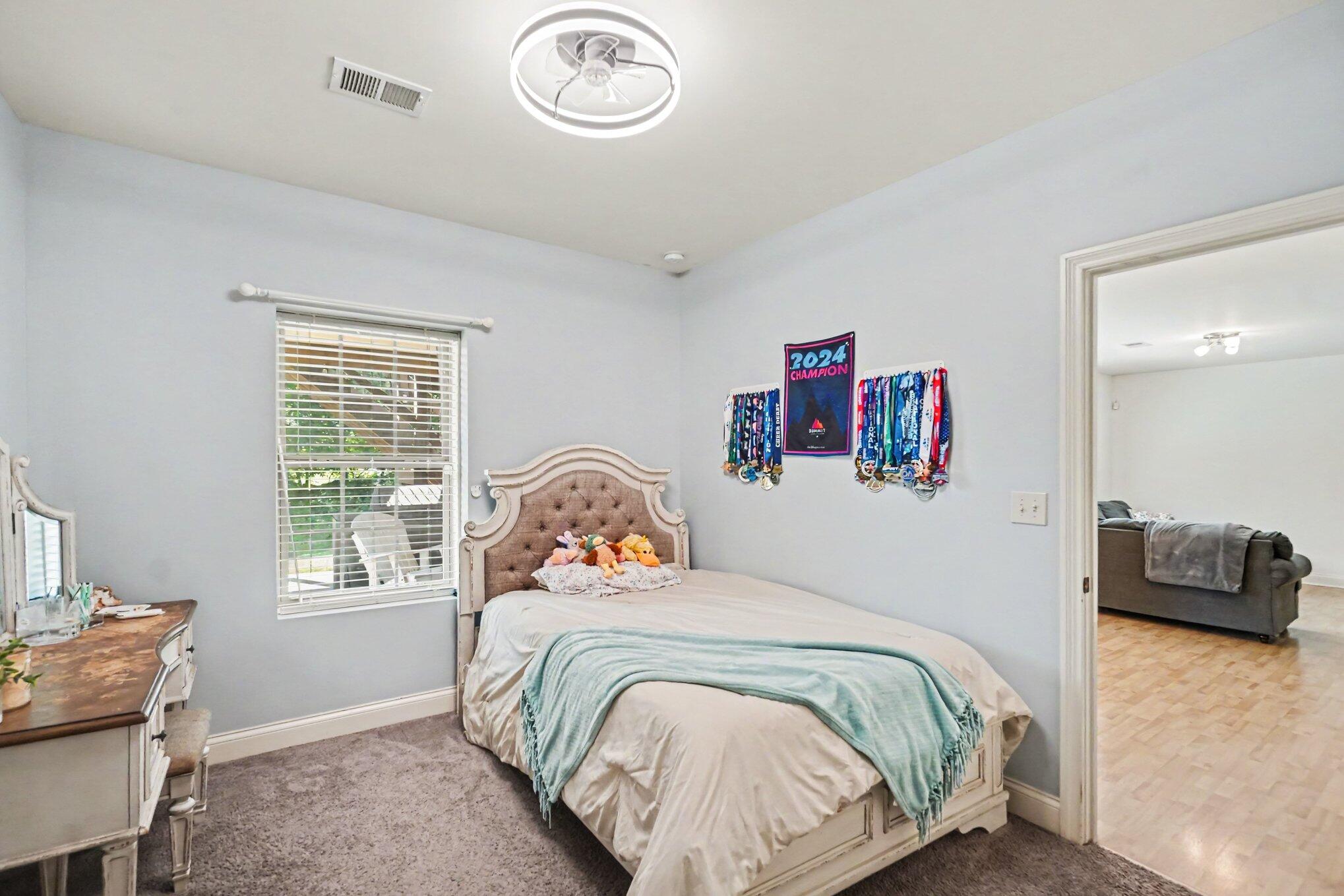 1748 Sandhurst Cove Property Photo 30