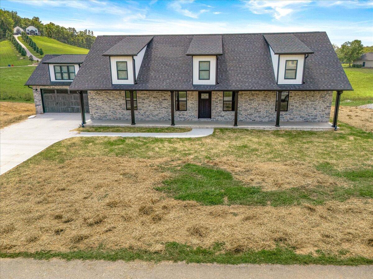 363 Madison Circle Property Photo 2