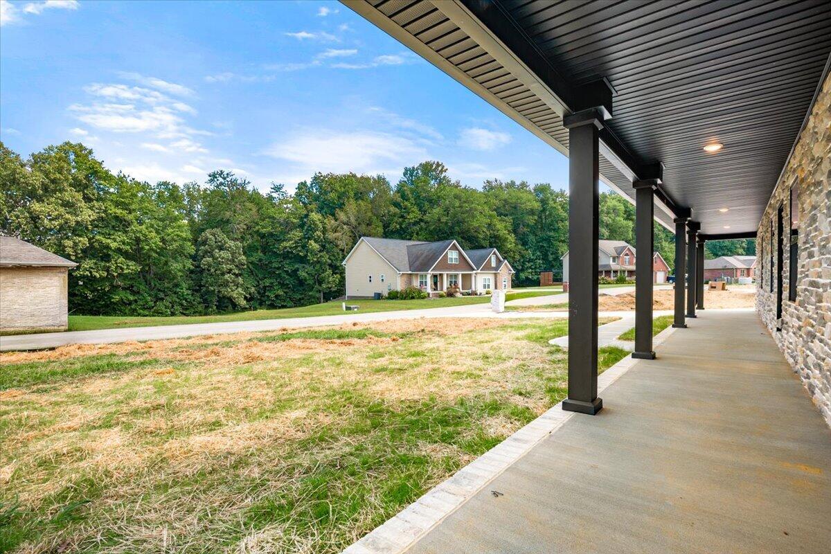 363 Madison Circle Property Photo 6