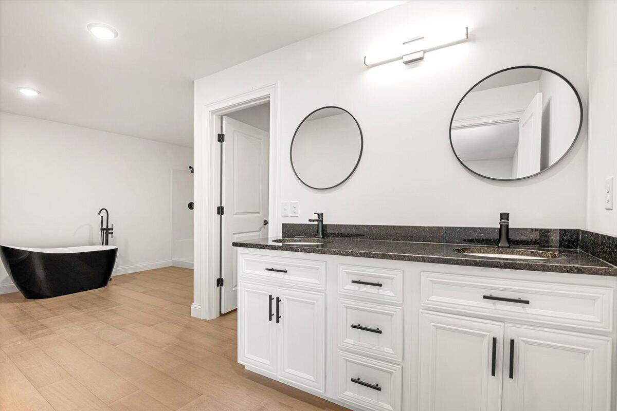 363 Madison Circle Property Photo 19