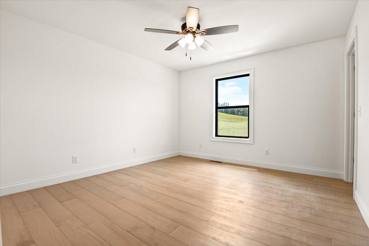 363 Madison Circle Property Photo 27