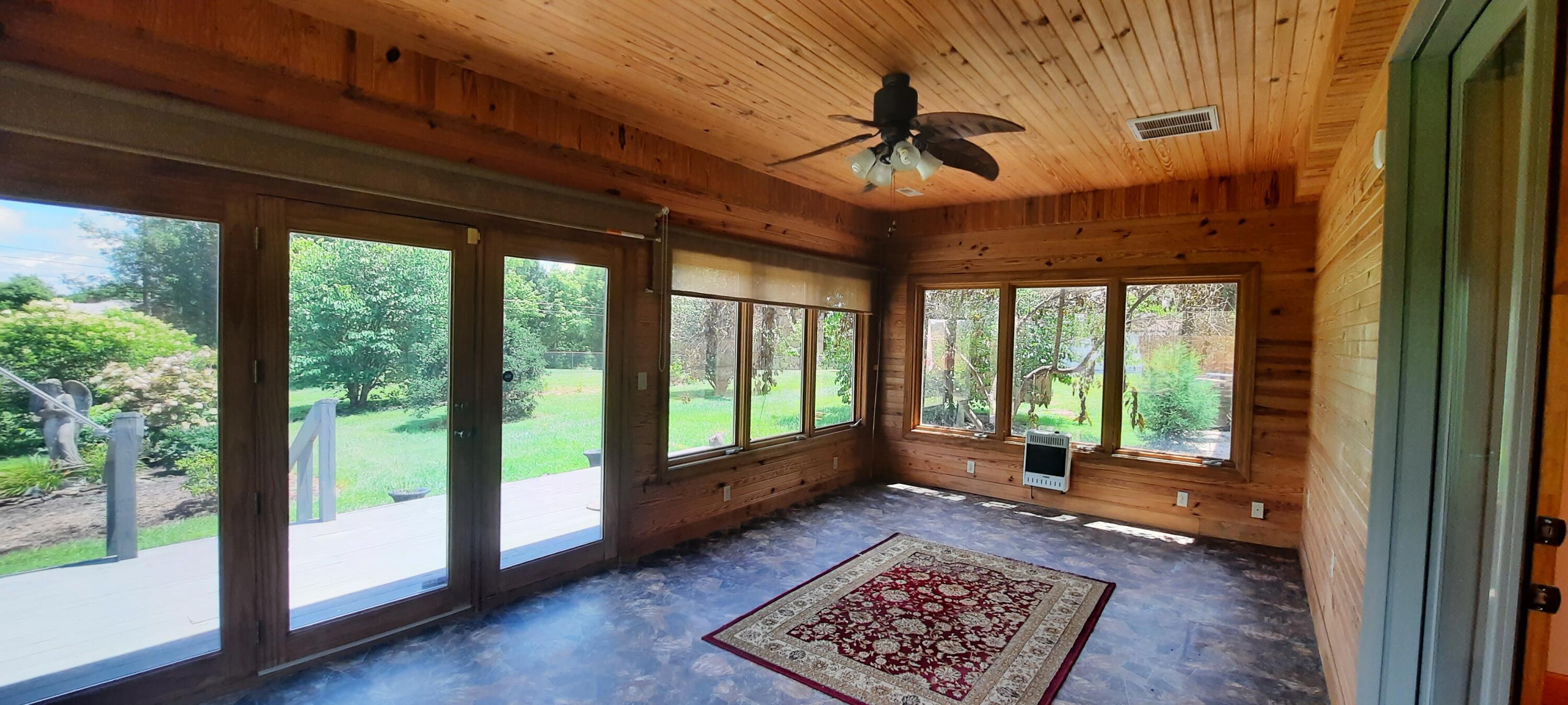 2619 County Farm Road Property Photo 23