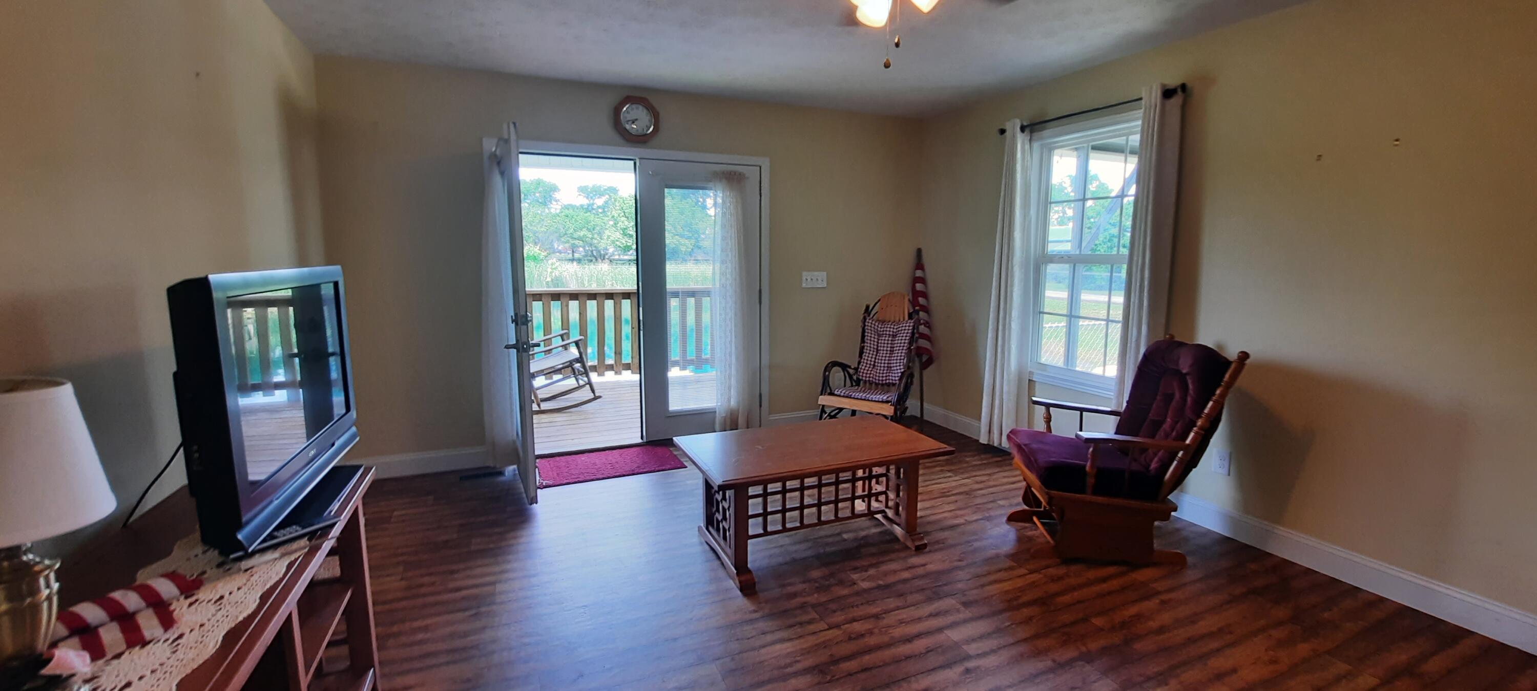2619 County Farm Road Property Photo 33