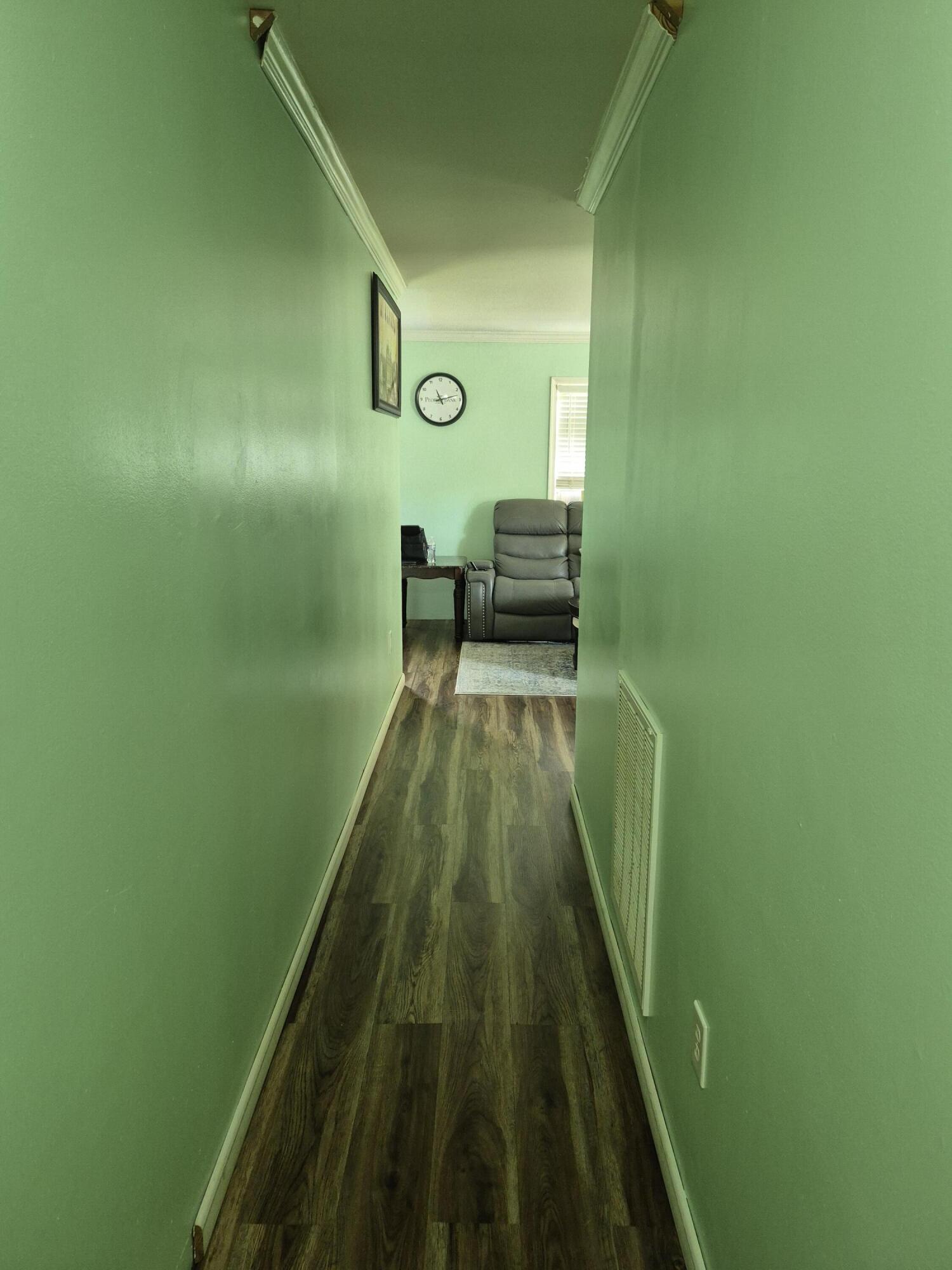 211 Treadway Drive Property Photo 7