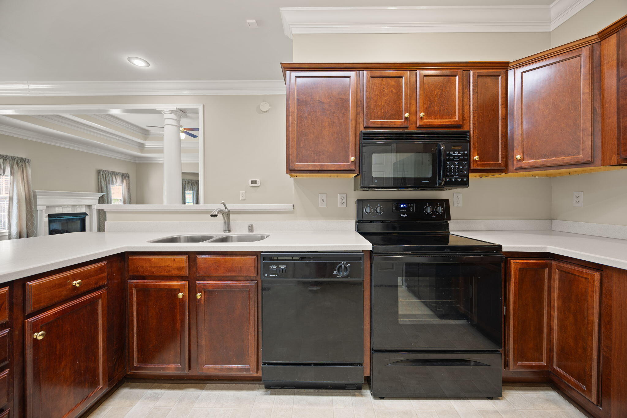 2013 Highlands Drive Property Photo 10