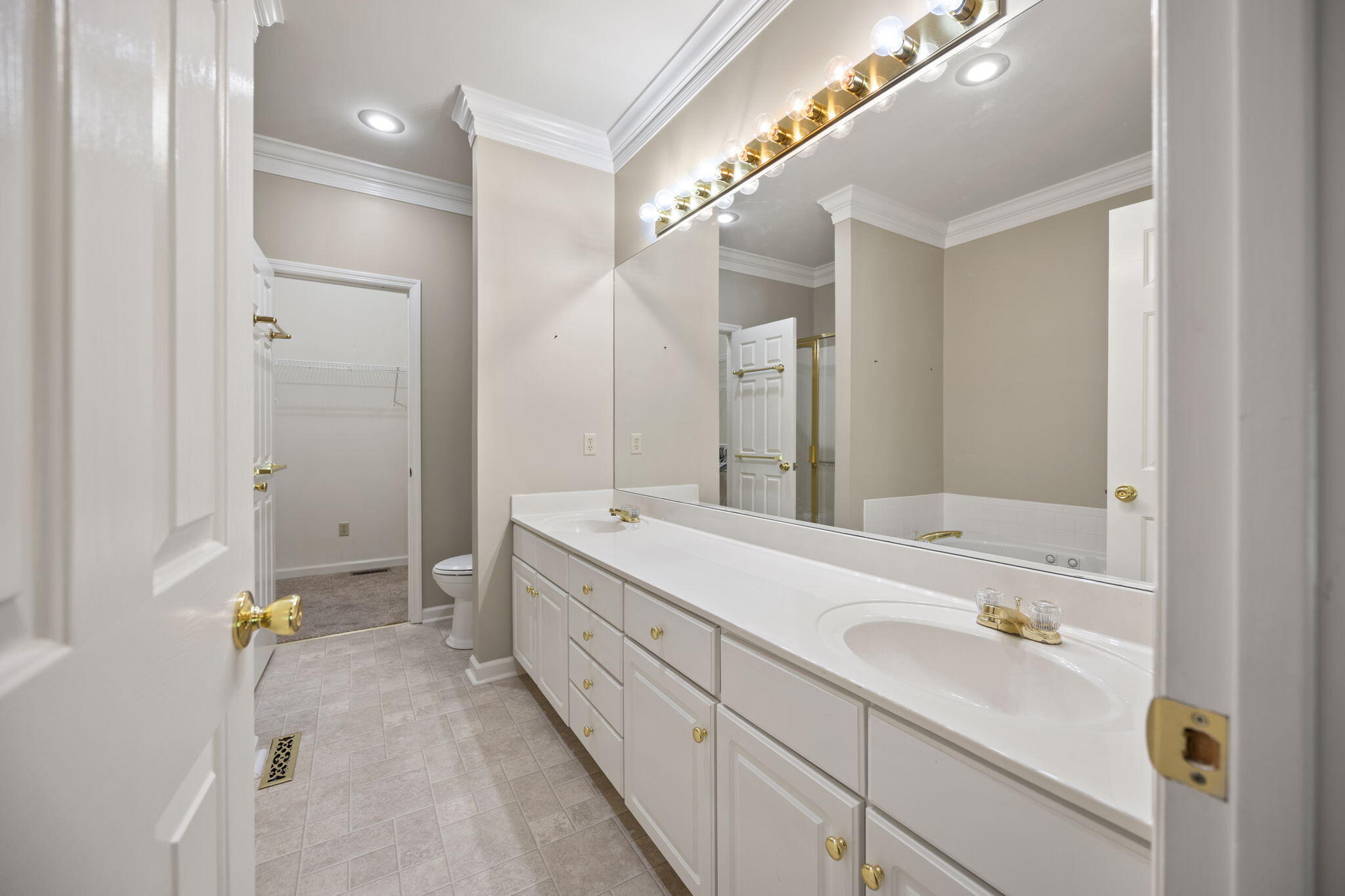 2013 Highlands Drive Property Photo 19