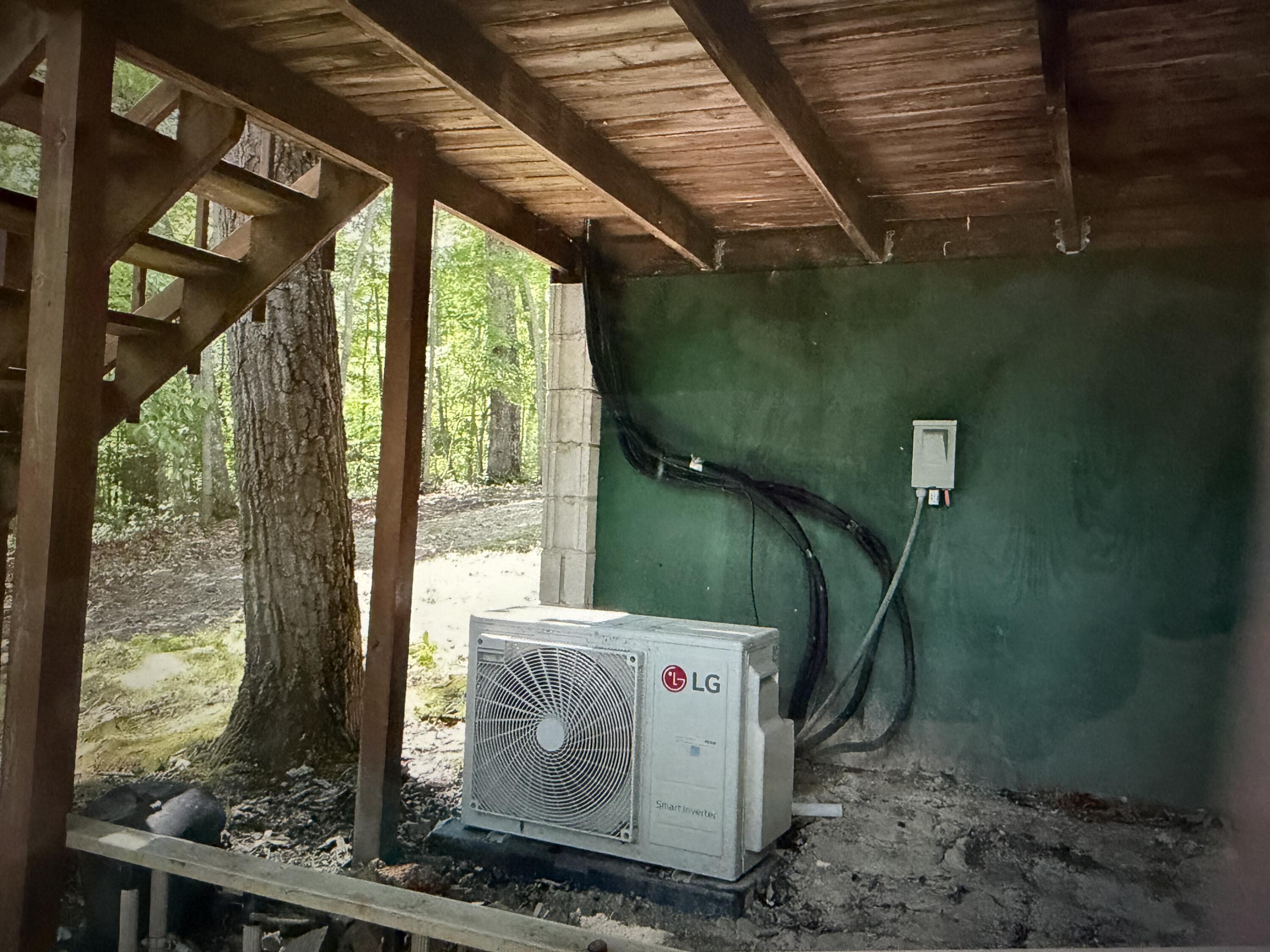 100 Cowboy Lane Property Photo 32