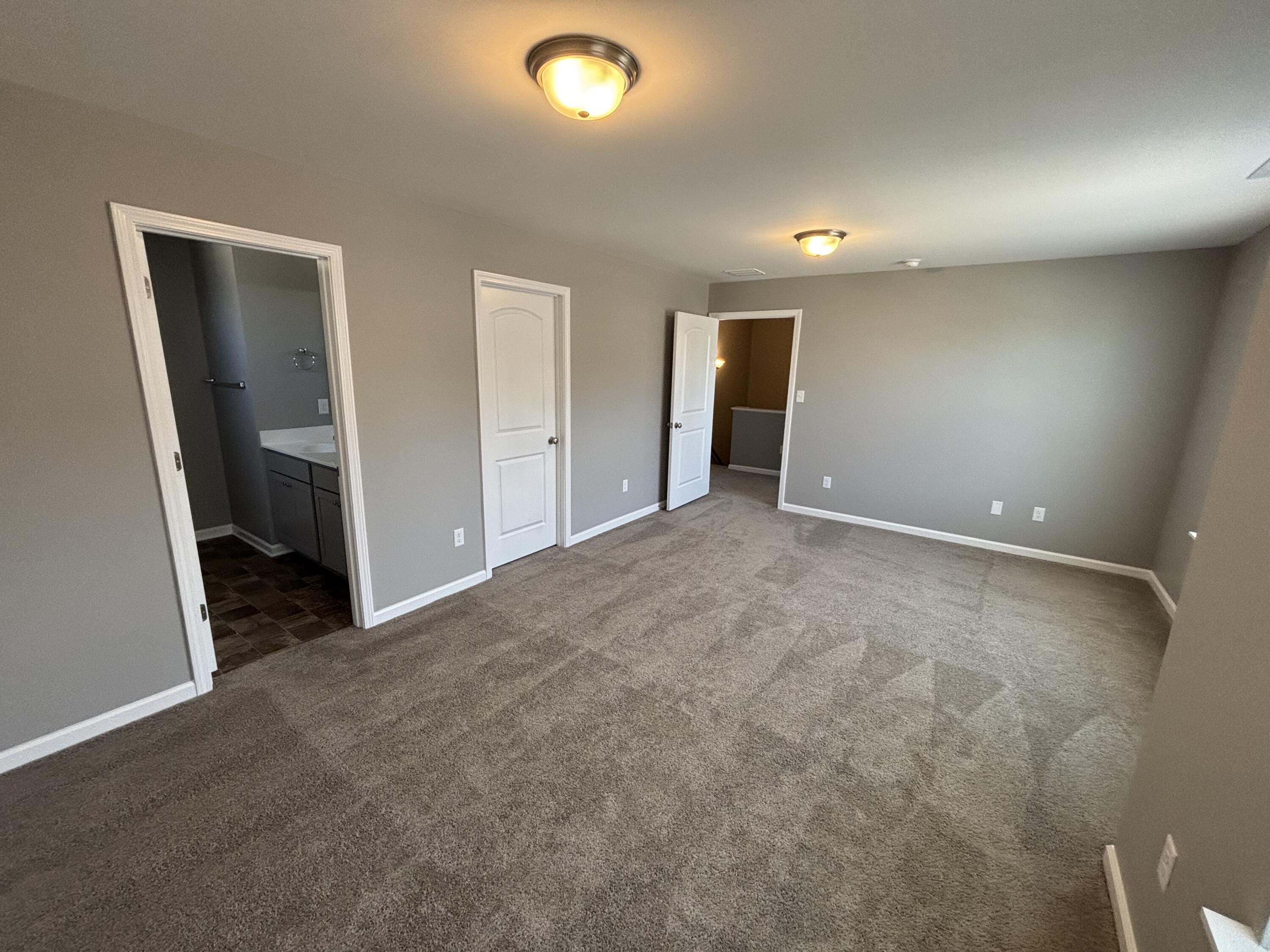8084 Driftwood Loop Property Photo 5