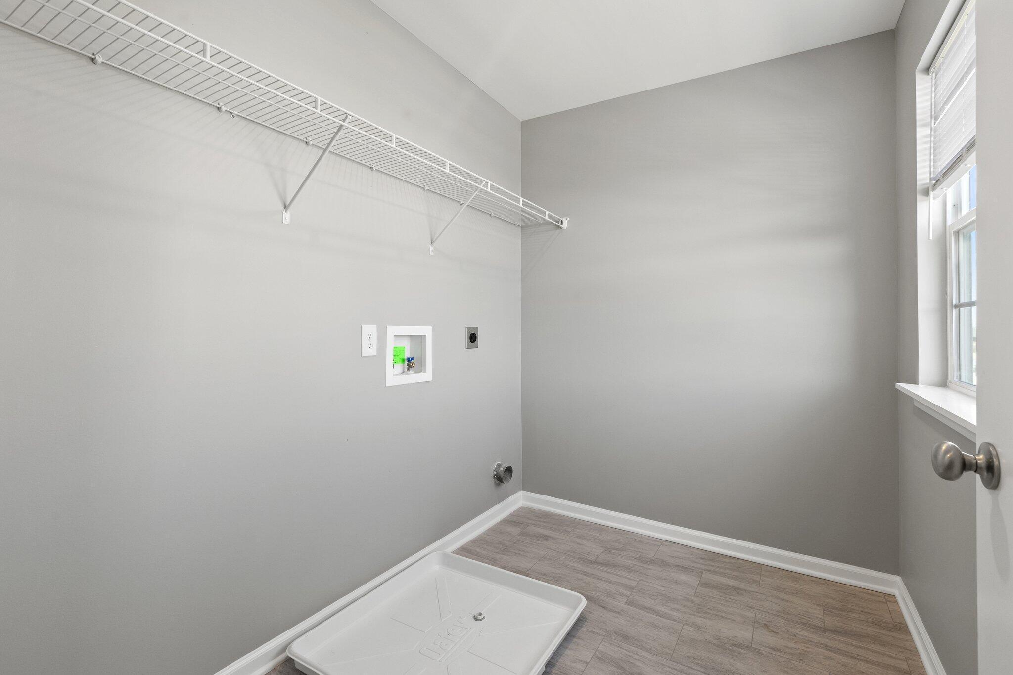 8084 Driftwood Loop Property Photo 12