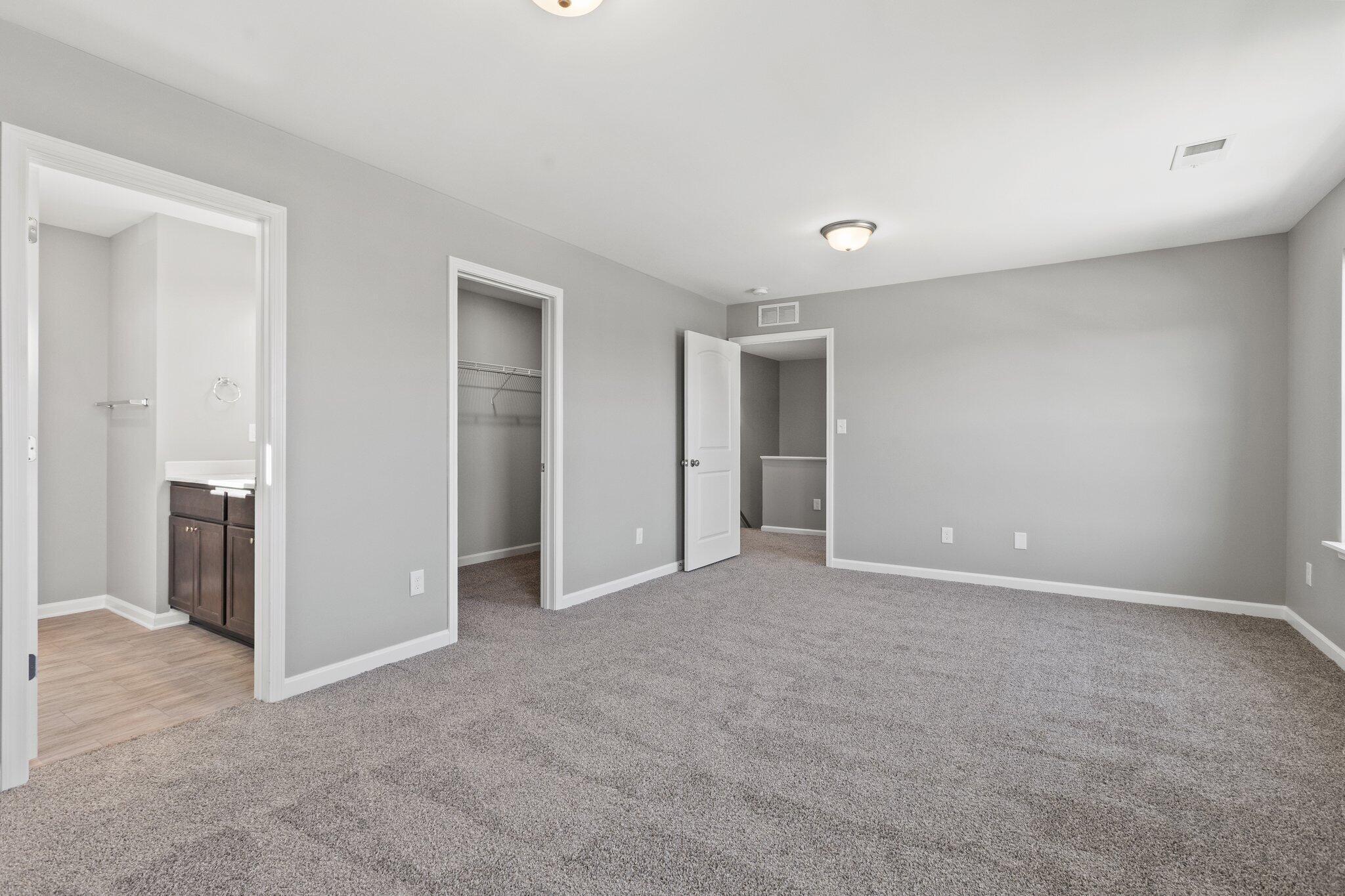 8084 Driftwood Loop Property Photo 14